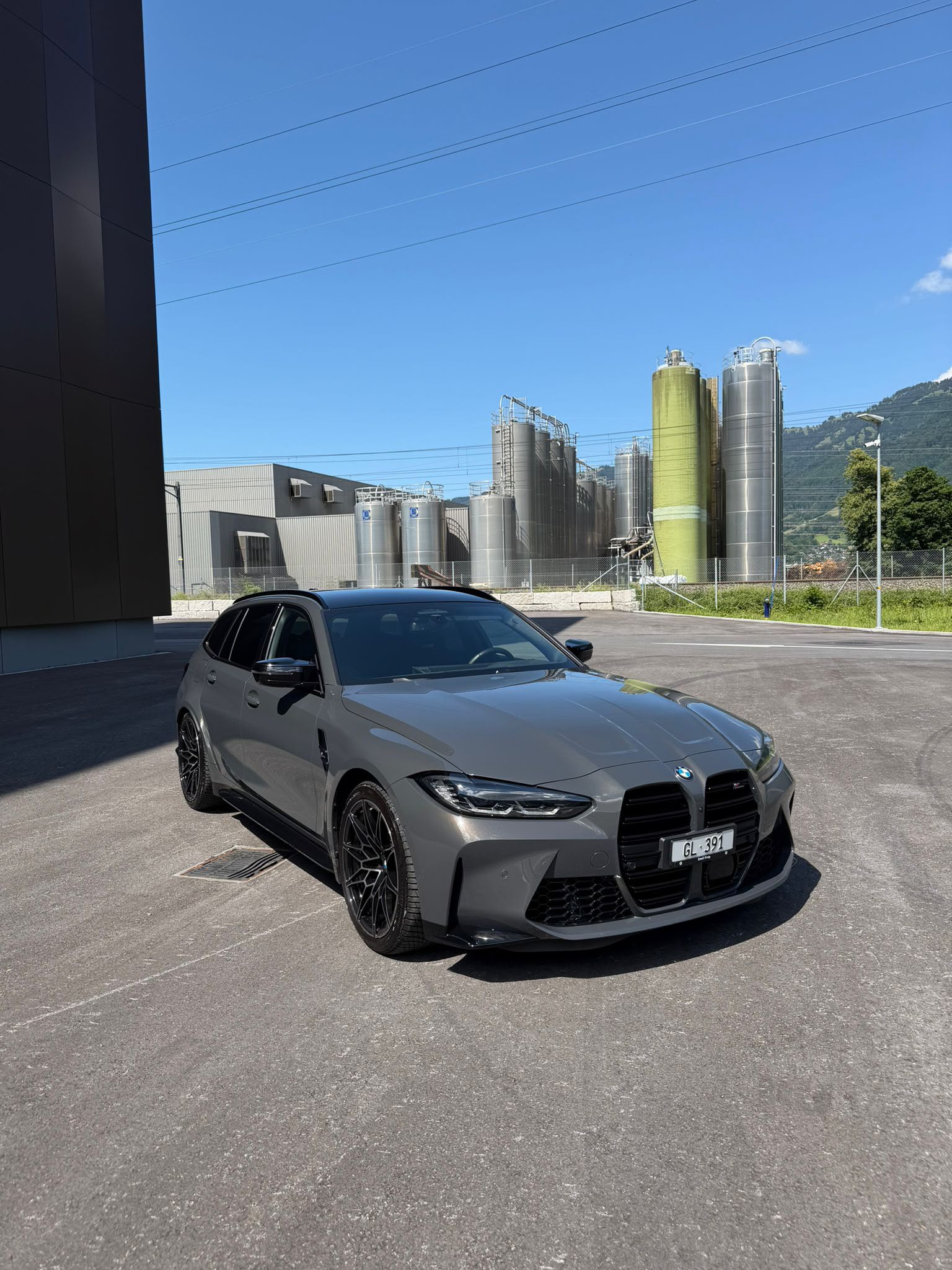 BMW M3 Touring xDrive Competition M-image-2