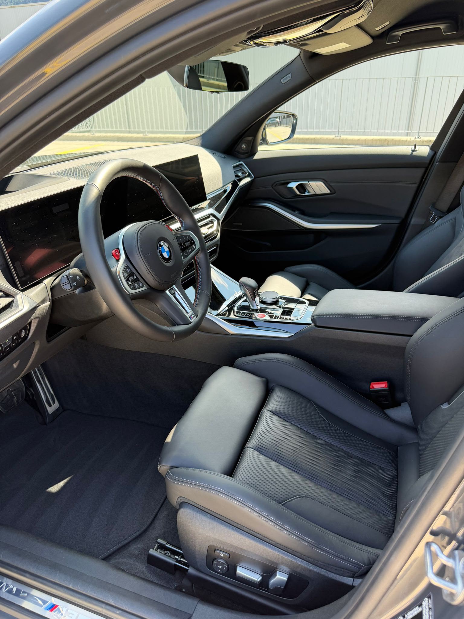 BMW M3 Touring xDrive Competition M-image-7