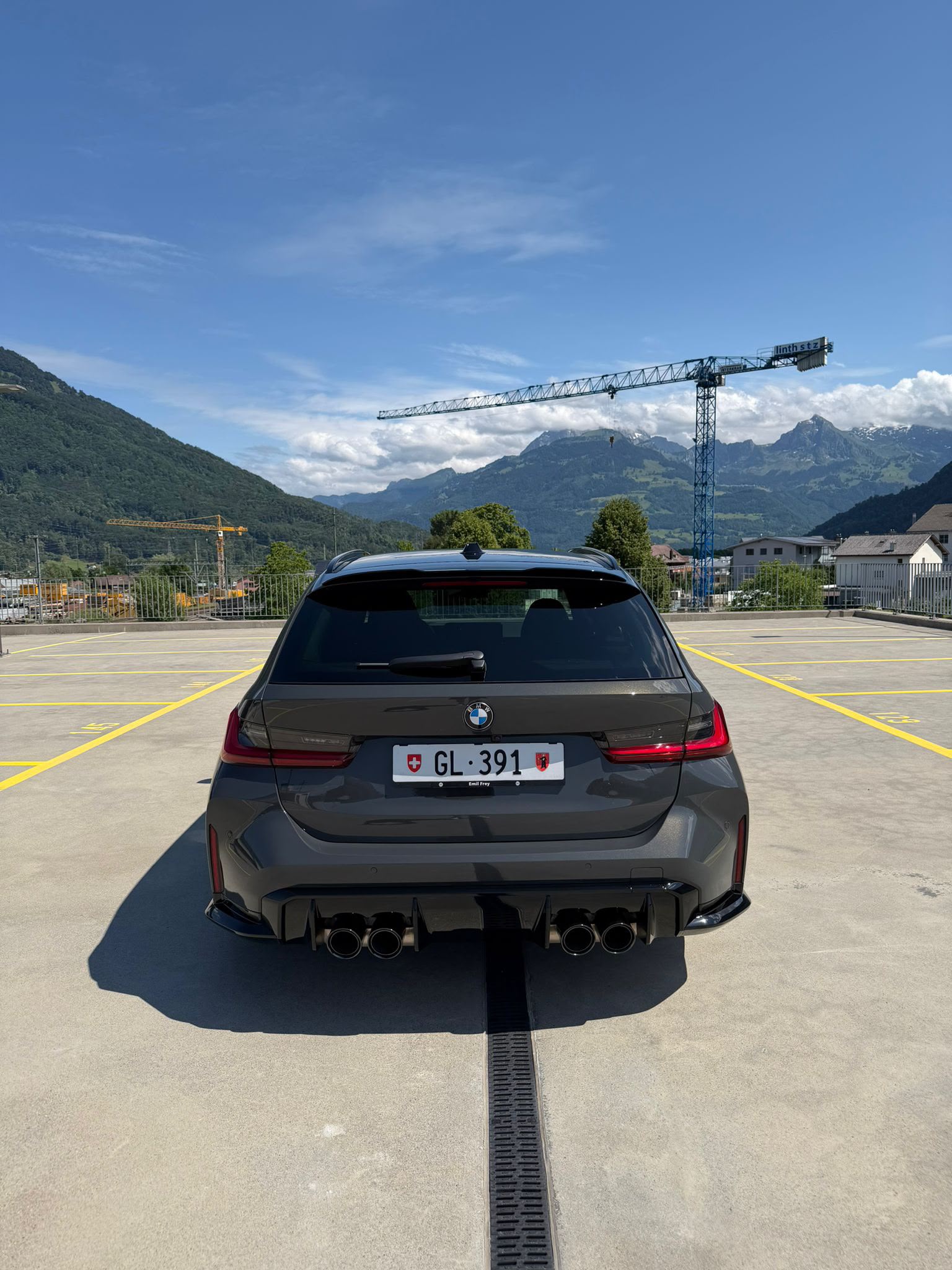 BMW M3 Touring xDrive Competition M-image-5