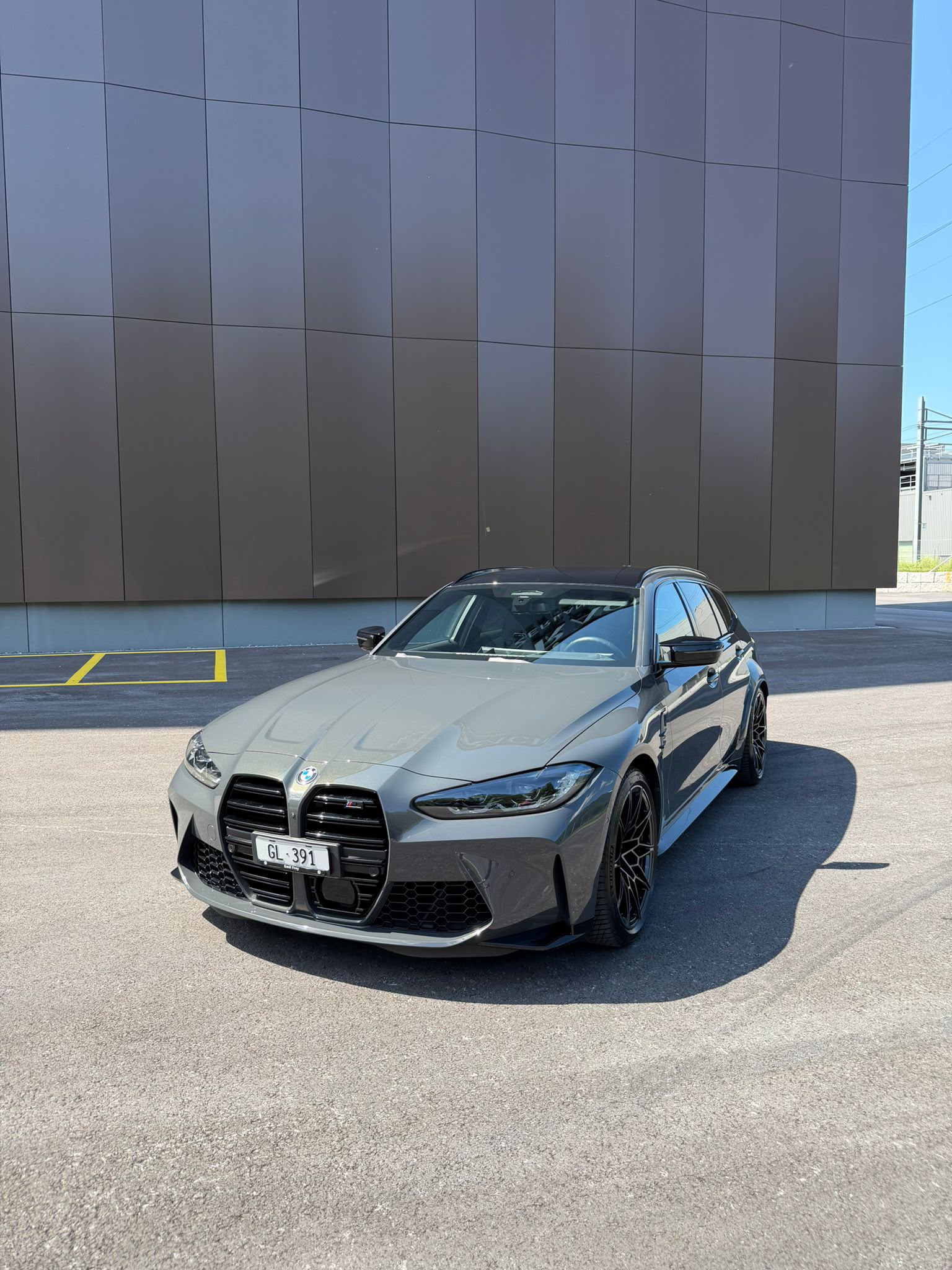 BMW M3 Touring xDrive Competition M-image-0