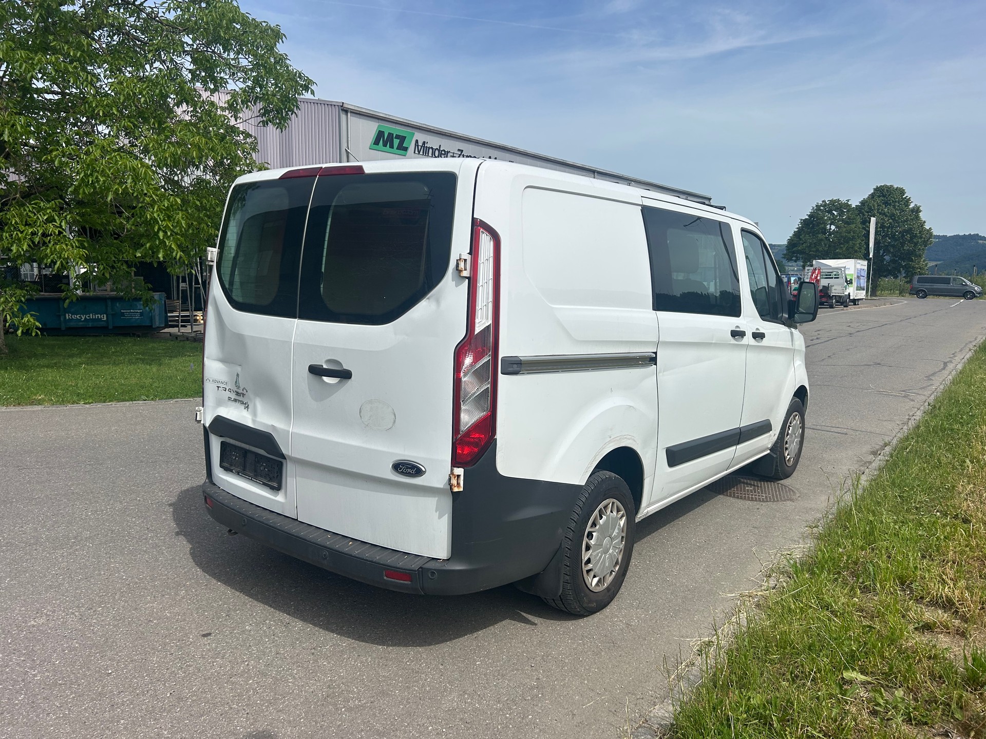 FORD Transit Custom Van 310 L1H1 Ambiente-image-2