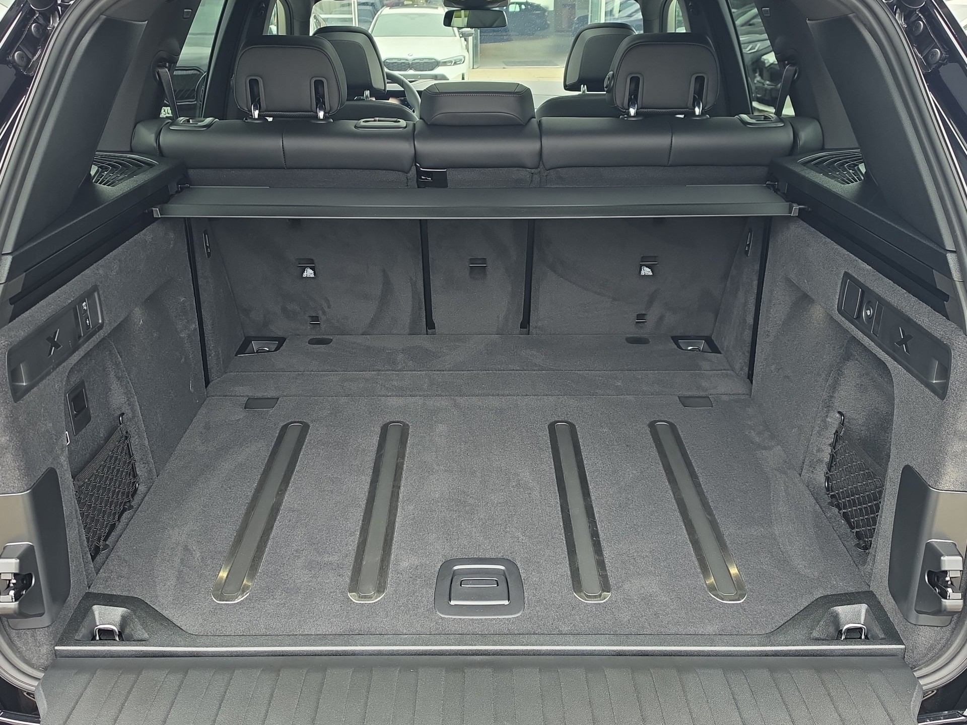 BMW X5 xDrive 48V 30d M Sport Pro Steptronic-image-23