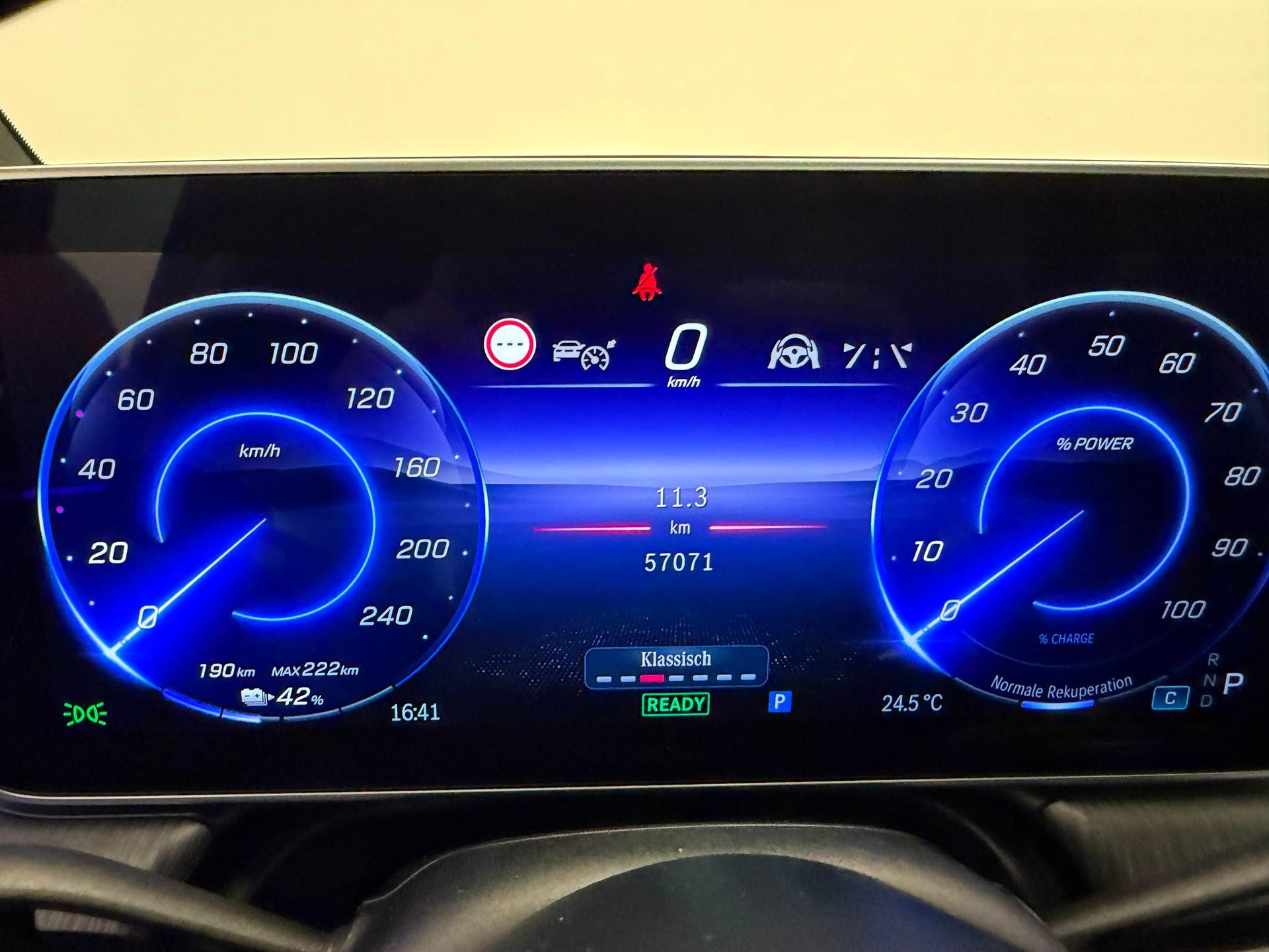 MERCEDES-BENZ EQE 500 Executive Edition AMG Line 4matic-image-21