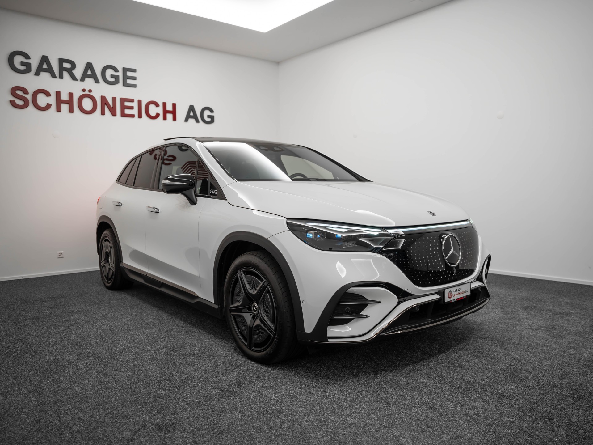 MERCEDES-BENZ EQE 500 Executive Edition AMG Line 4matic-showroom-element-2