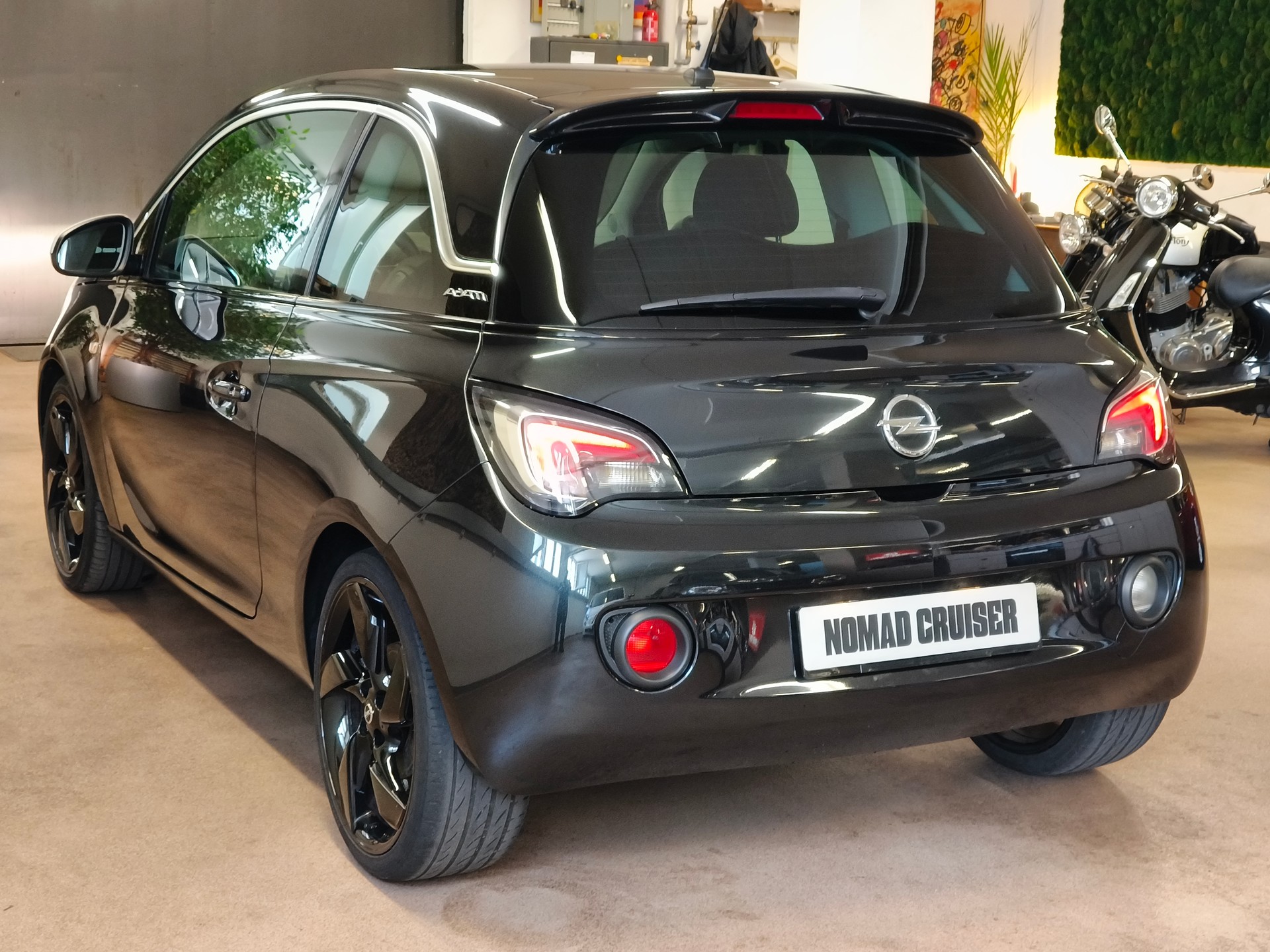 OPEL Adam 1.4 ecoFLEX Black Link-image-12