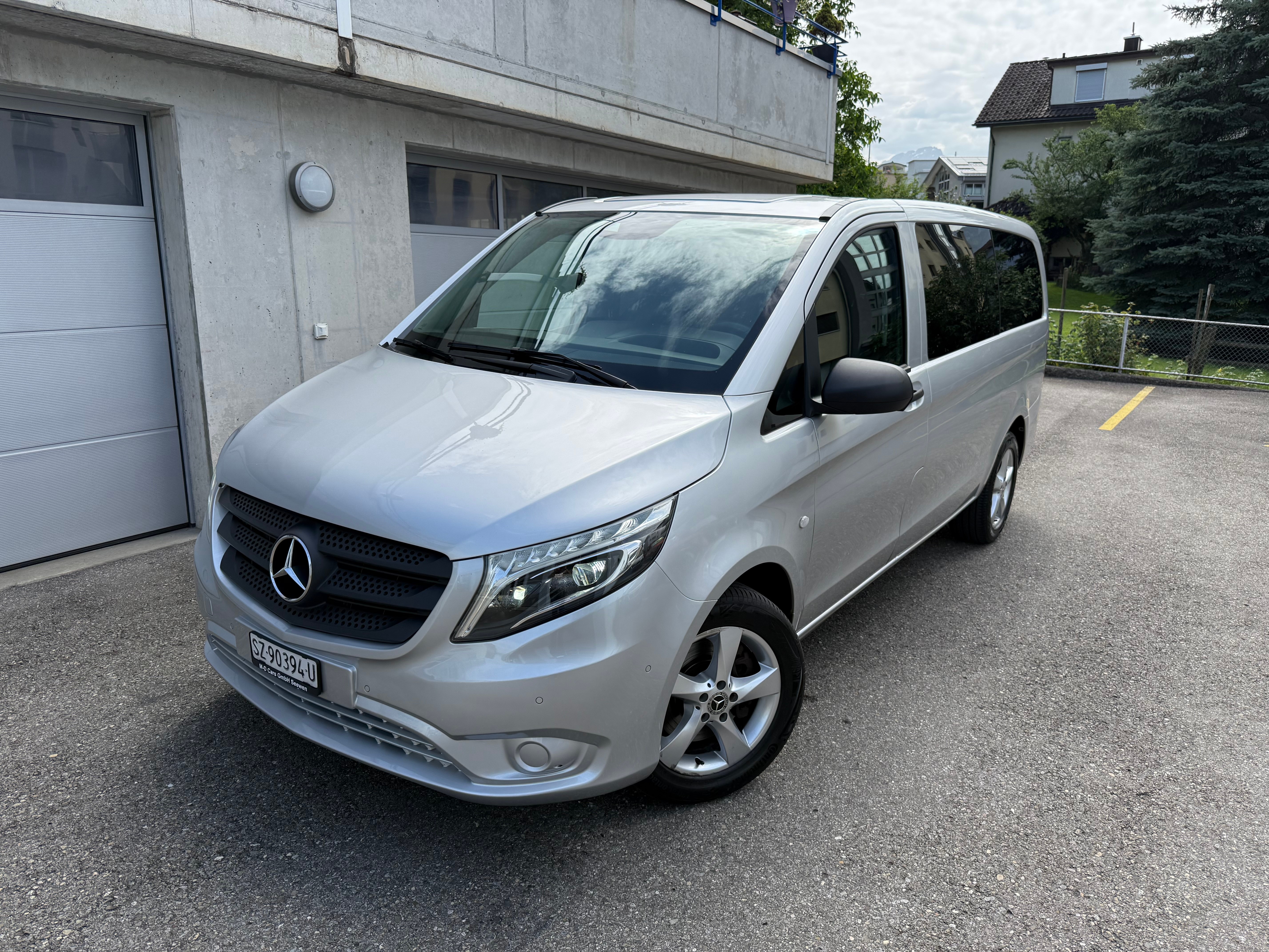 MERCEDES-BENZ 111 CDI — slika 3