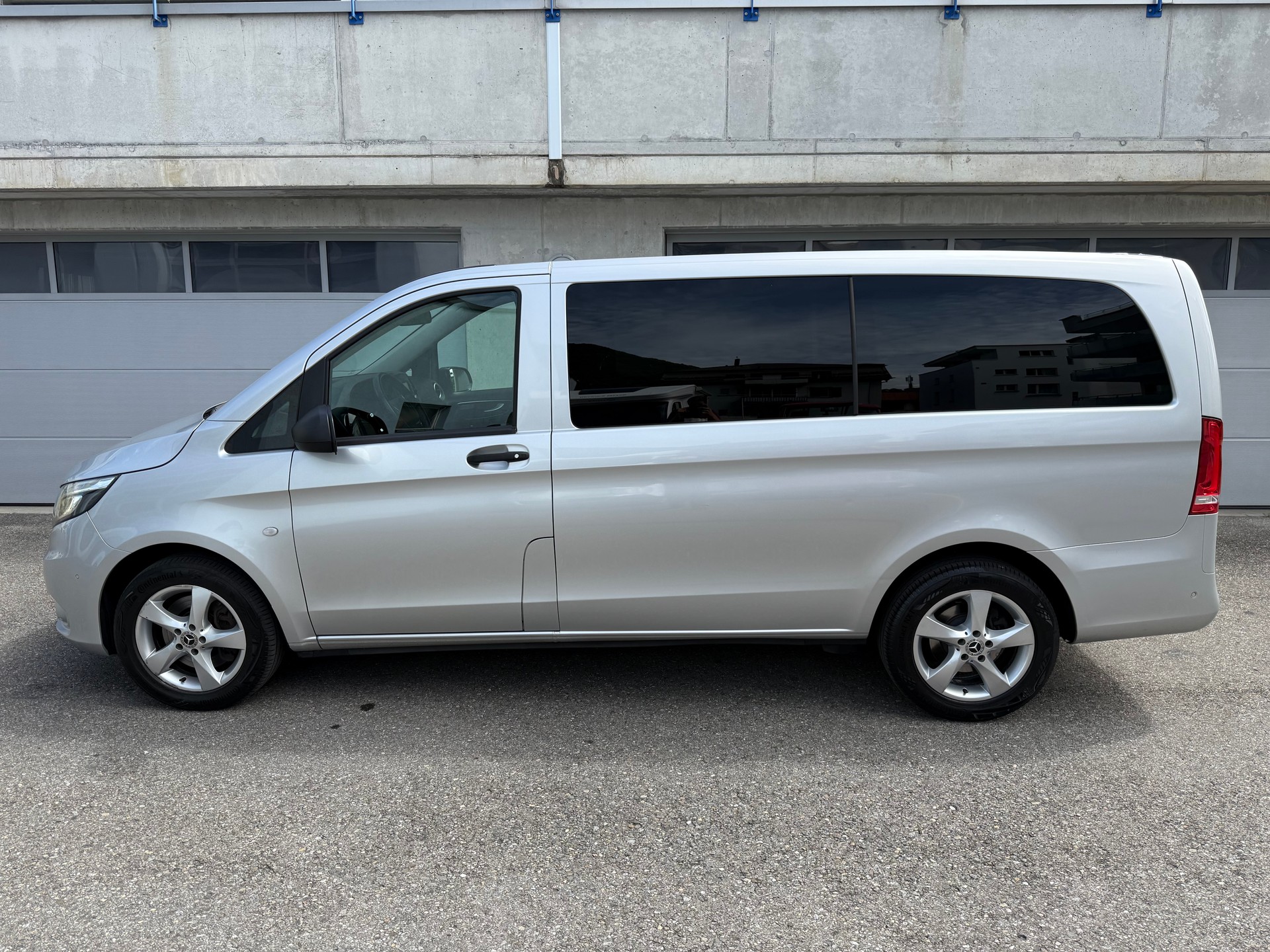 MERCEDES-BENZ Vito 116 CDI Lang Pro Tourer 4Matic 9G-Tronic 5-Plätzer-image-6