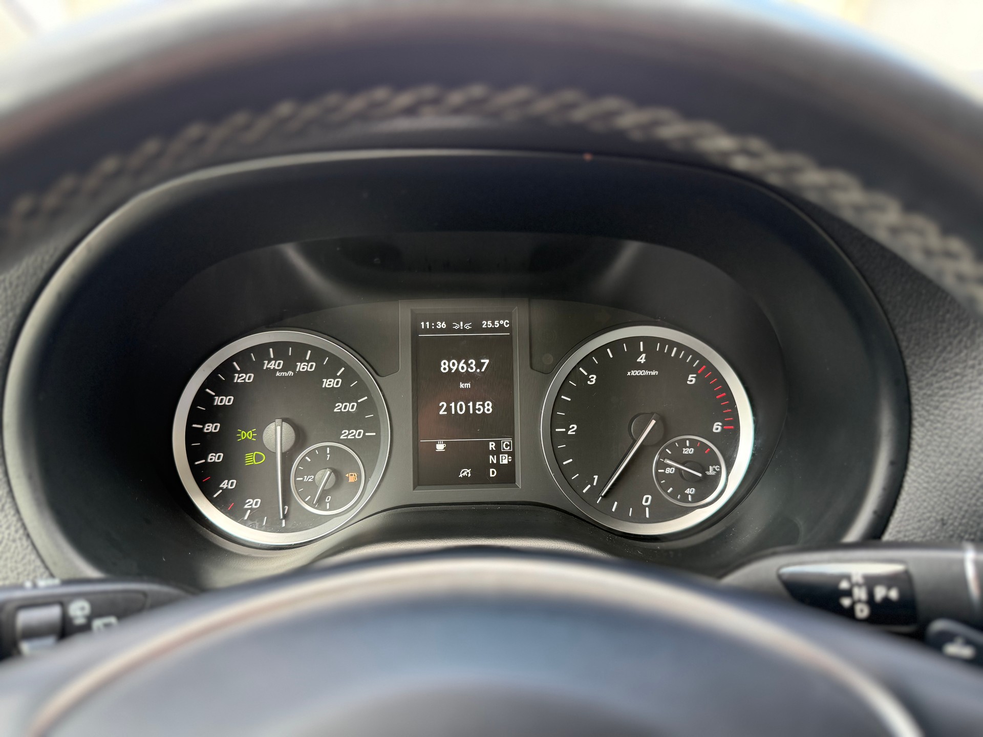 MERCEDES-BENZ Vito 116 CDI Lang Pro Tourer 4Matic 9G-Tronic 5-Plätzer-image-13