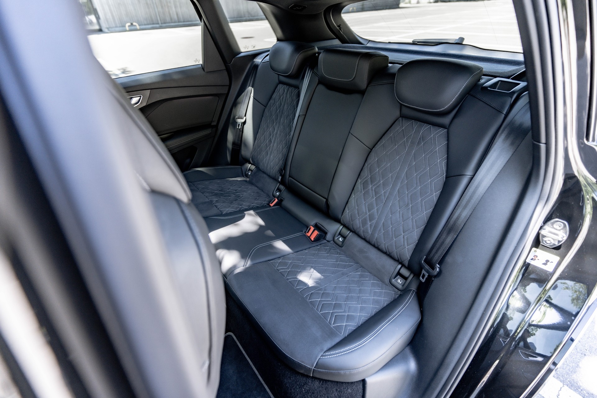AUDI Q4 e-tron 50 quattro S-Line * FRISCH AB MFK * top gepflegtes Fahrzeug * SOH 92,1% *-image-21