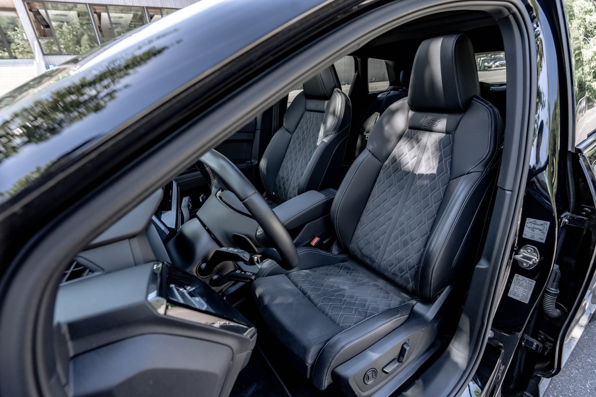 AUDI Q4 e-tron 50 quattro S-Line * FRISCH AB MFK * top gepflegtes Fahrzeug * SOH 92,1% *-image-15