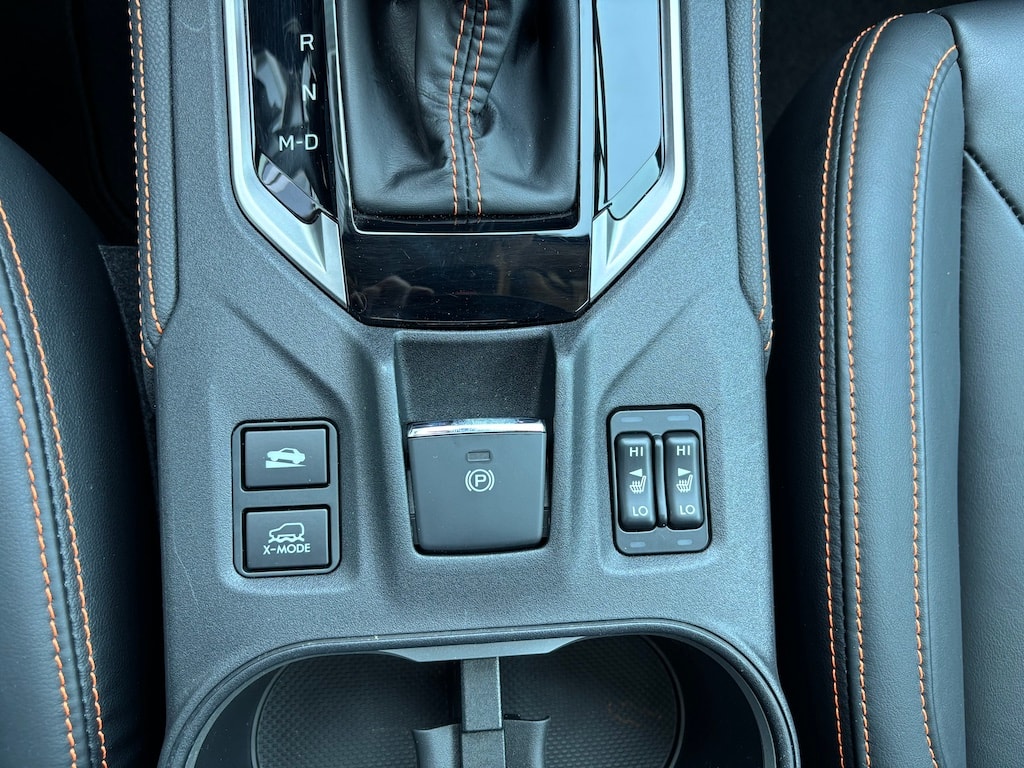 SUBARU XV 2.0 Luxury AWD Lineartronic-image-15