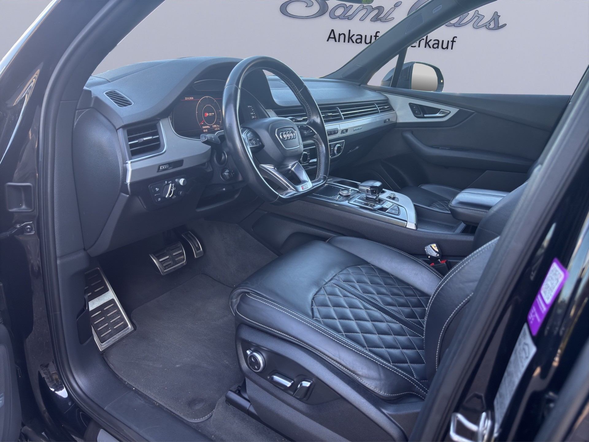 AUDI SQ7 4.0 TDI quattro tiptronic-image-9