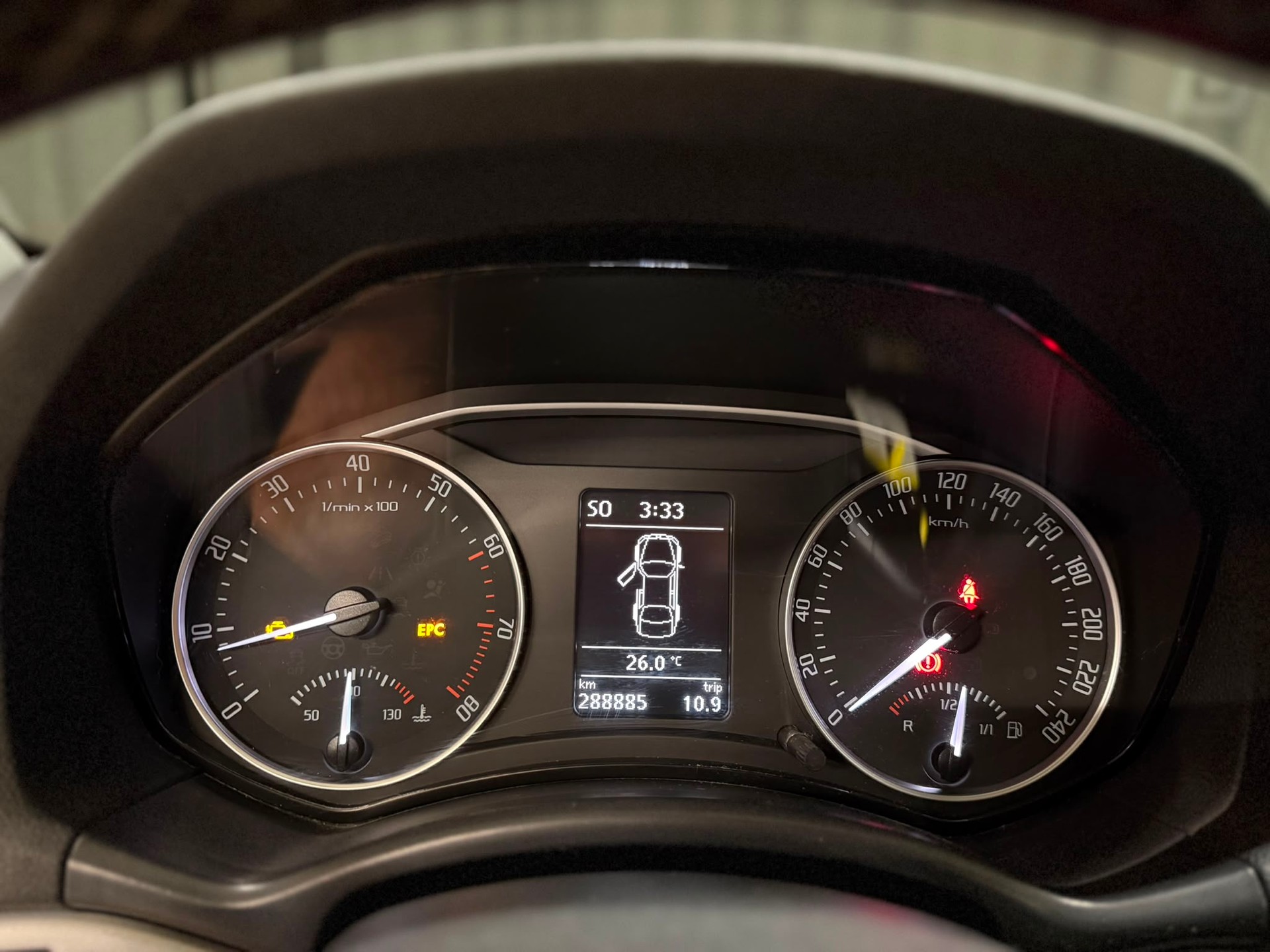 SKODA Octavia Combi 1.8 TSI Scout 4x4-image-9