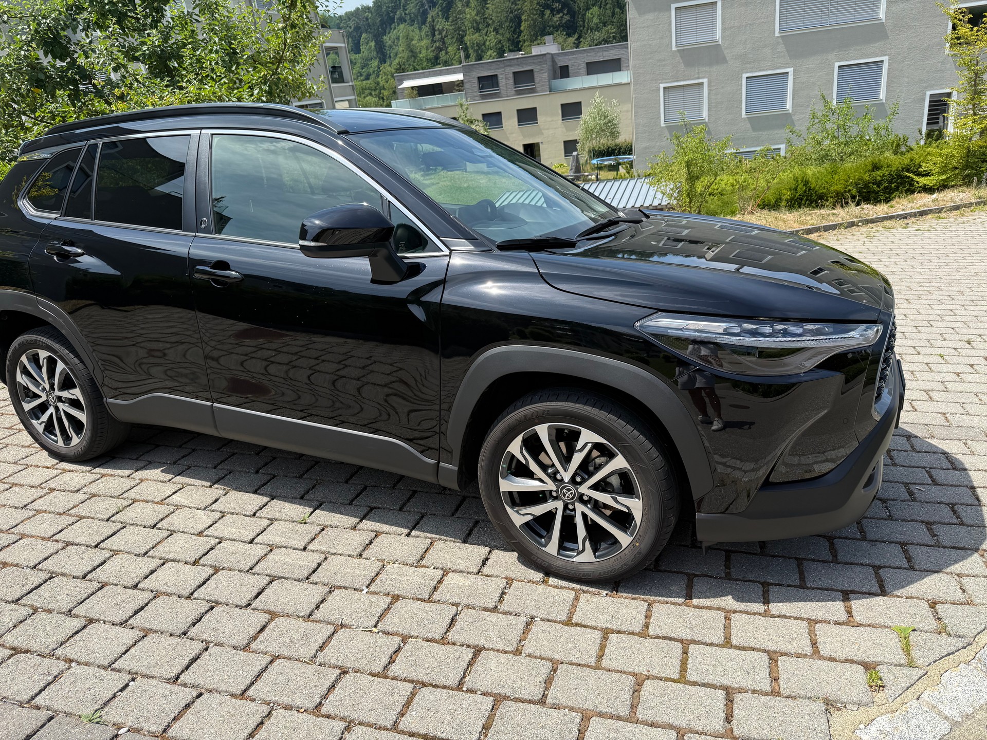 TOYOTA 2.0 HSD Trend-image-2