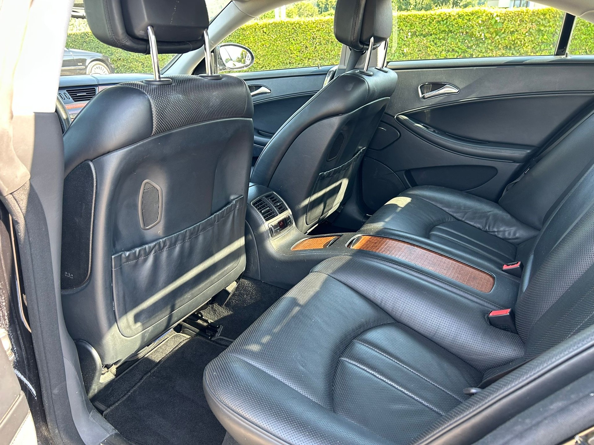 MERCEDES-BENZ CLS 350 CGI 7G-Tronic-image-7