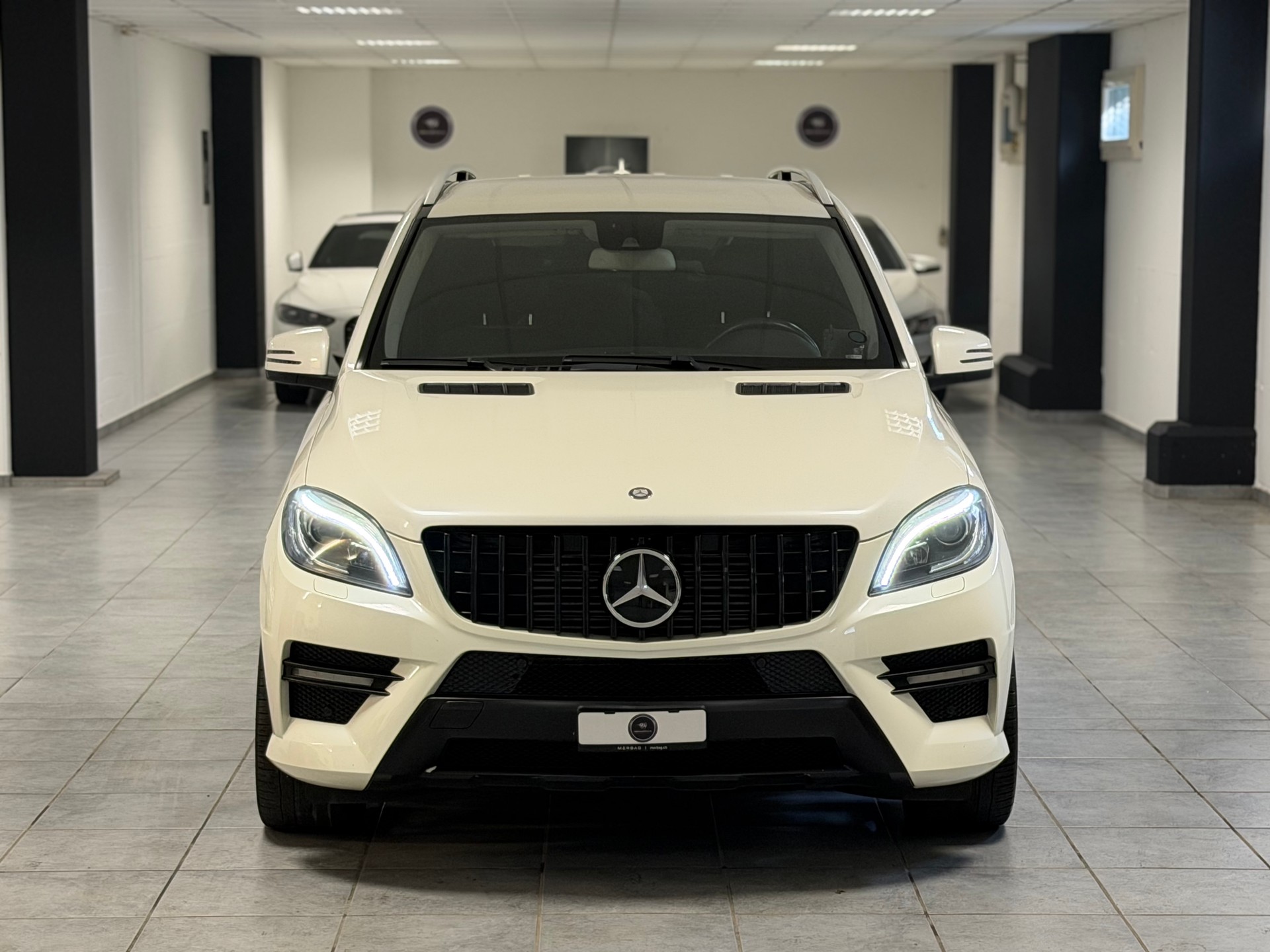 MERCEDES-BENZ ML 350 BlueTEC Edition 4Matic 7G-Tronic-image-17