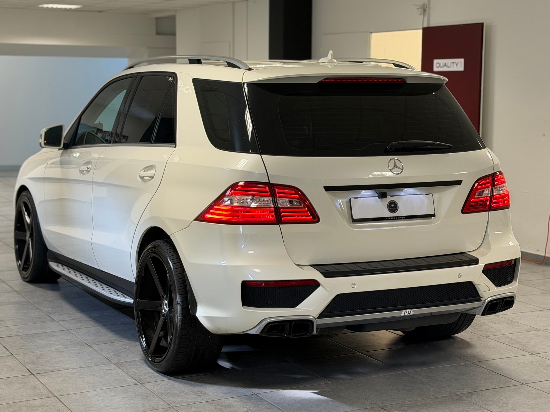 MERCEDES-BENZ ML 350 BlueTEC Edition 4Matic 7G-Tronic-image-13