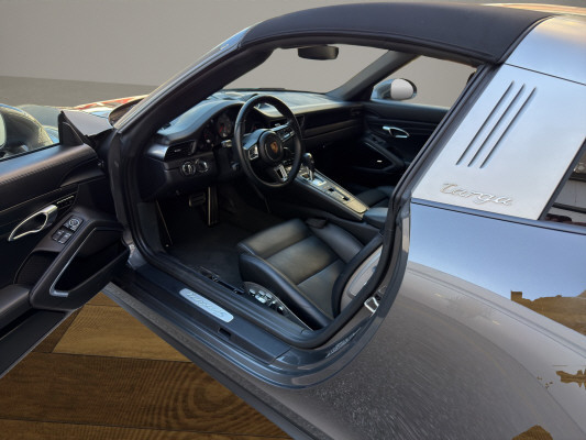 PORSCHE 911 Targa 4S-image-11