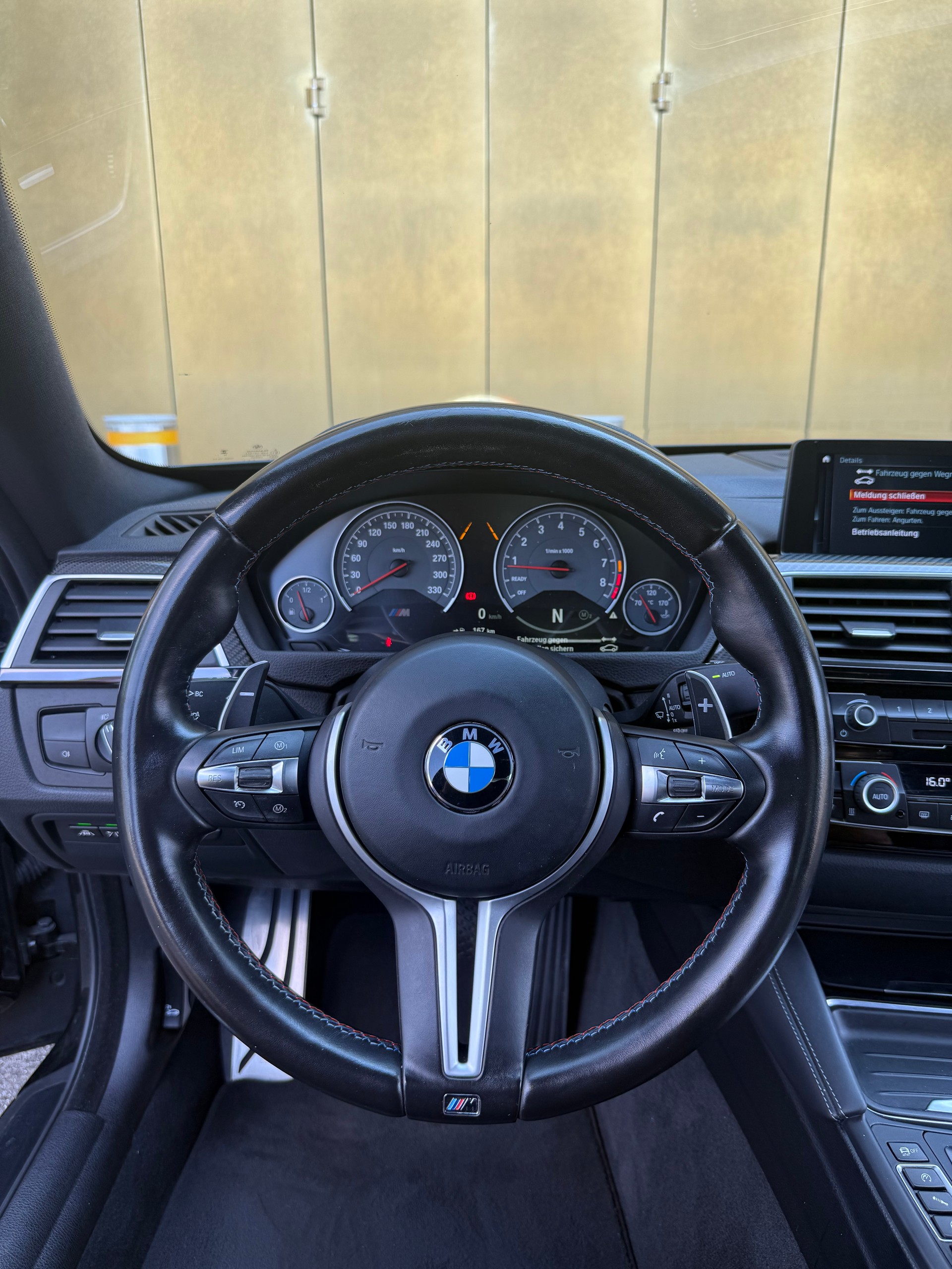 BMW M4 Coupé Competition DKG-image-12