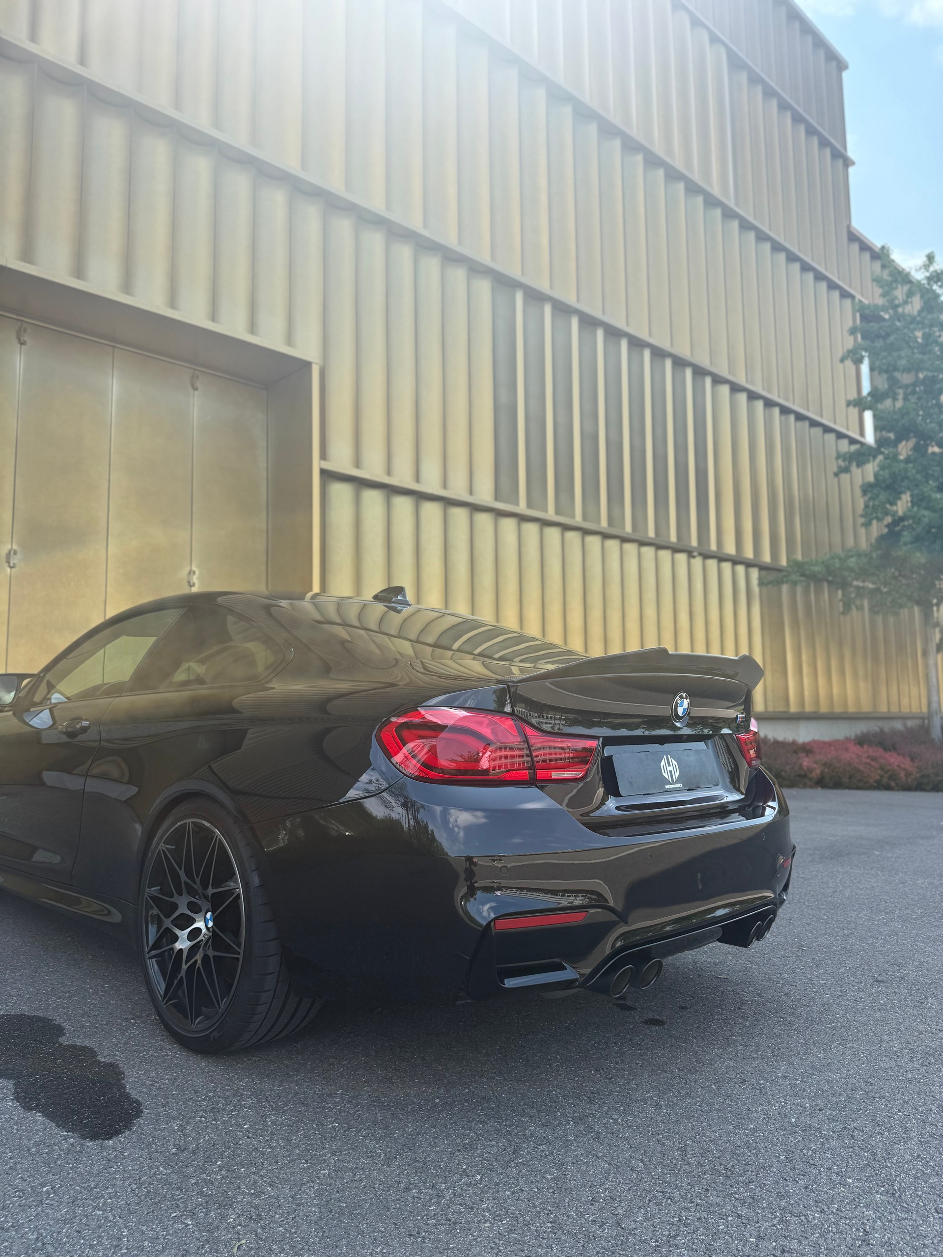 BMW M4 Coupé Competition DKG-image-8