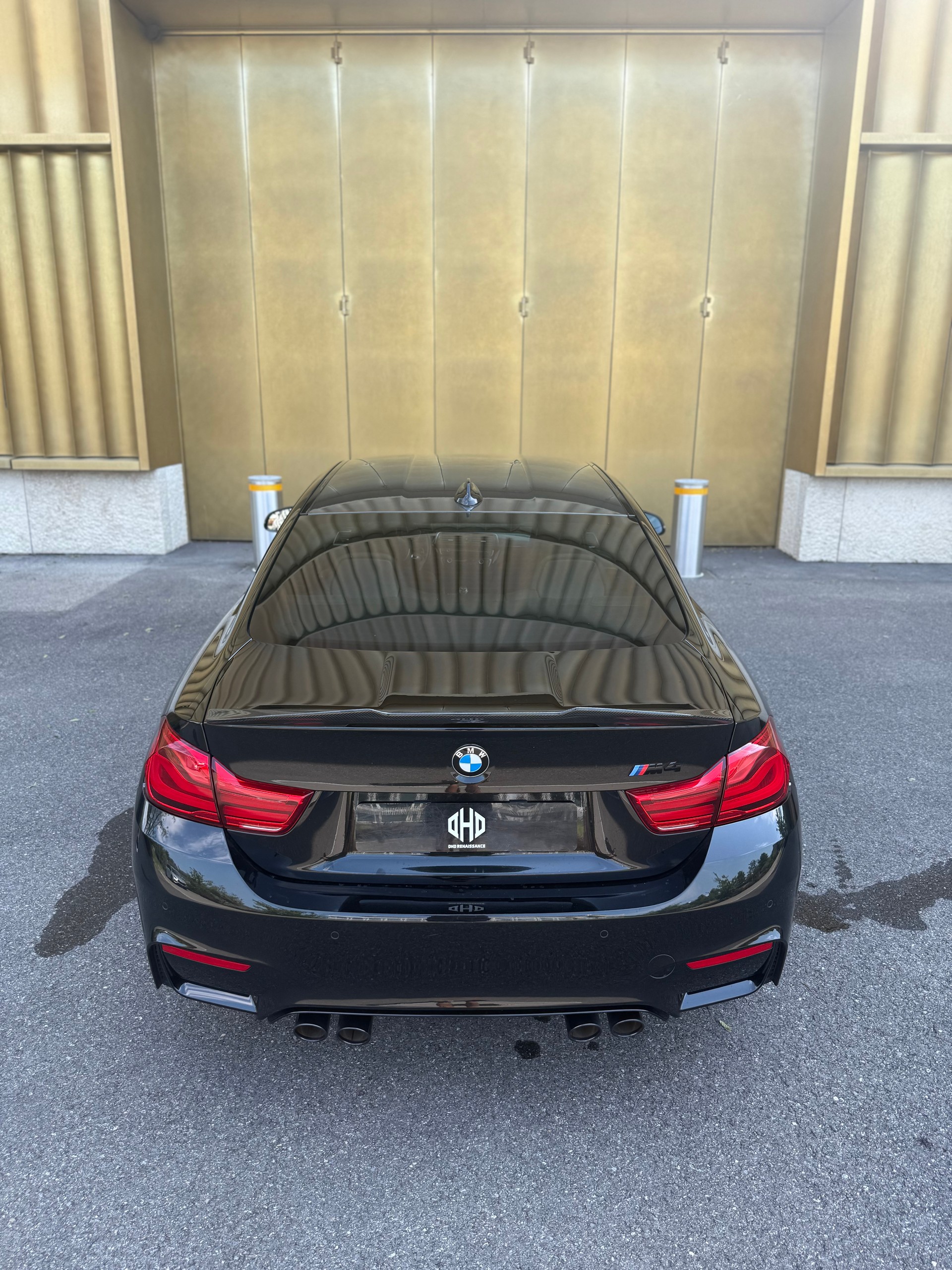 BMW M4 Coupé Competition DKG-image-9