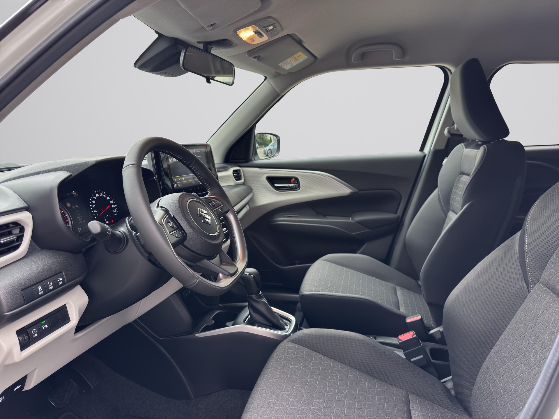 SUZUKI Swift 1.2 Compact Top Hybrid-image-4