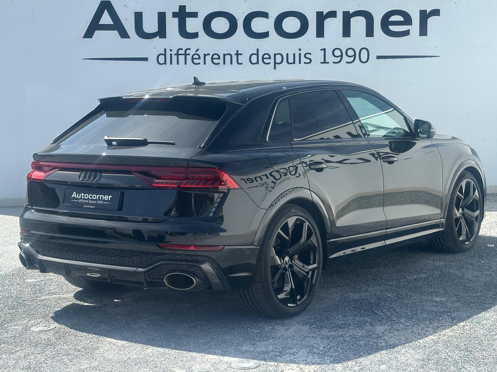 AUDI RSQ8 quattro tiptronic-showroom-element-3