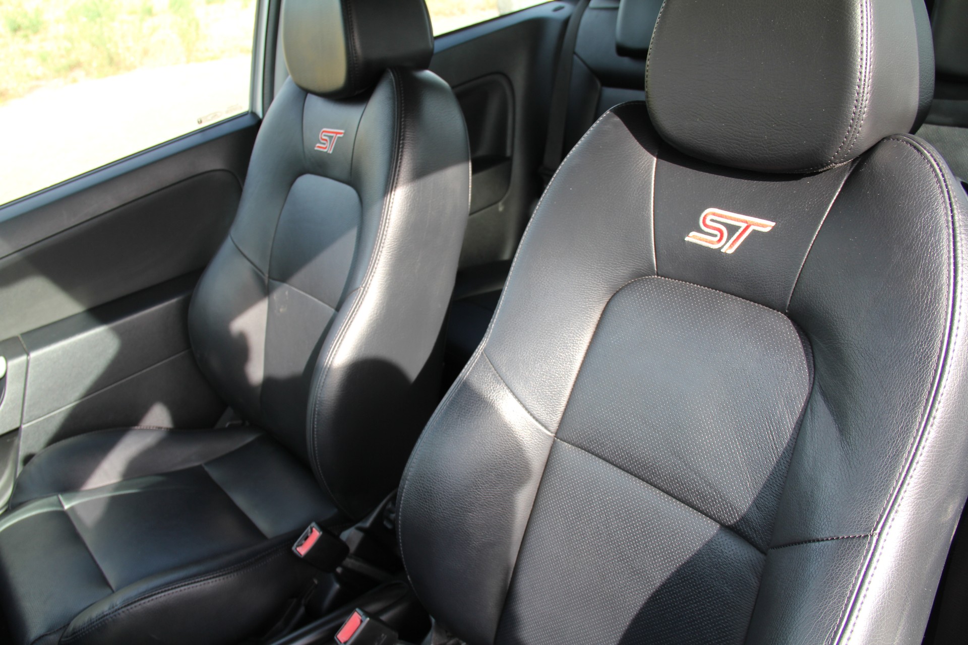 FORD Fiesta 2.0 16V ST-image-7