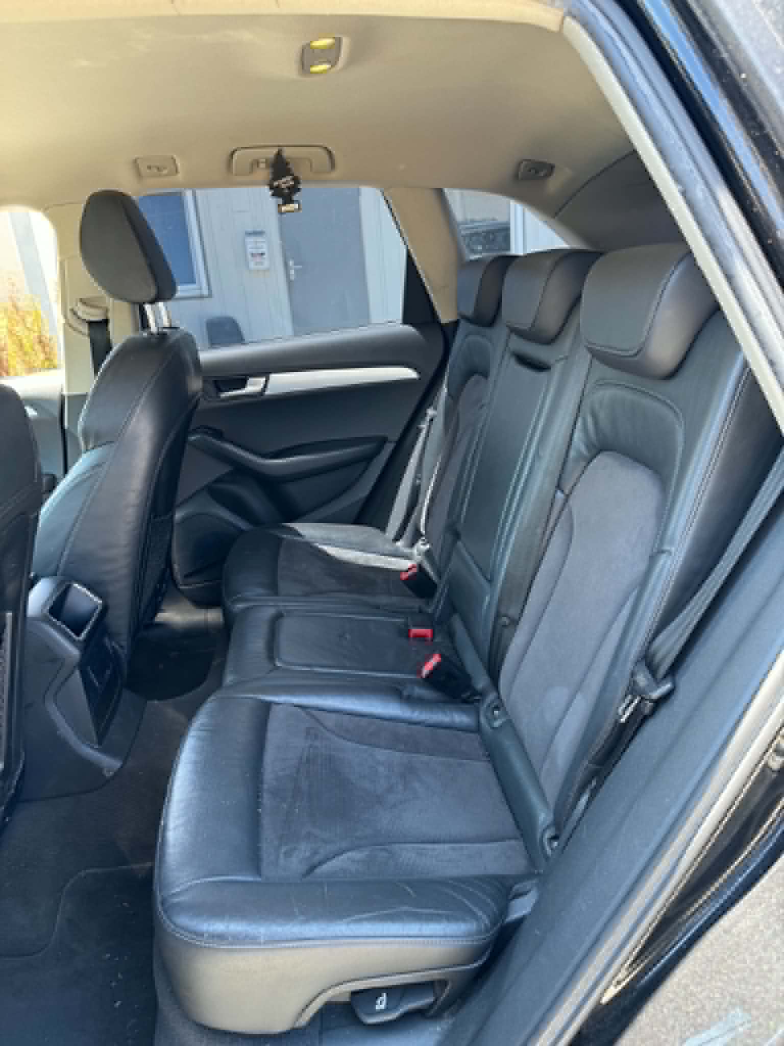 AUDI Q5 2.0 TDI quattro S-tronic-image-6