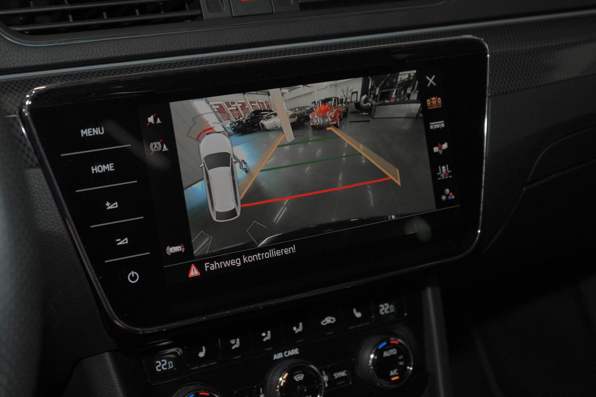 SKODA Superb Combi 2.0 TSI Ambition DSG 4x4-image-13