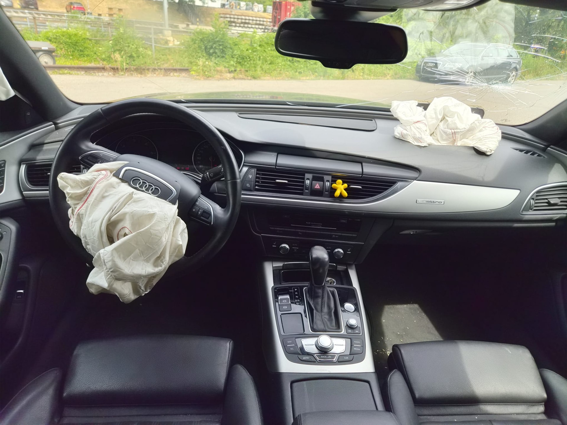 AUDI A6 Avant 3.0 TDI V6 quattro S-tronic-image-6