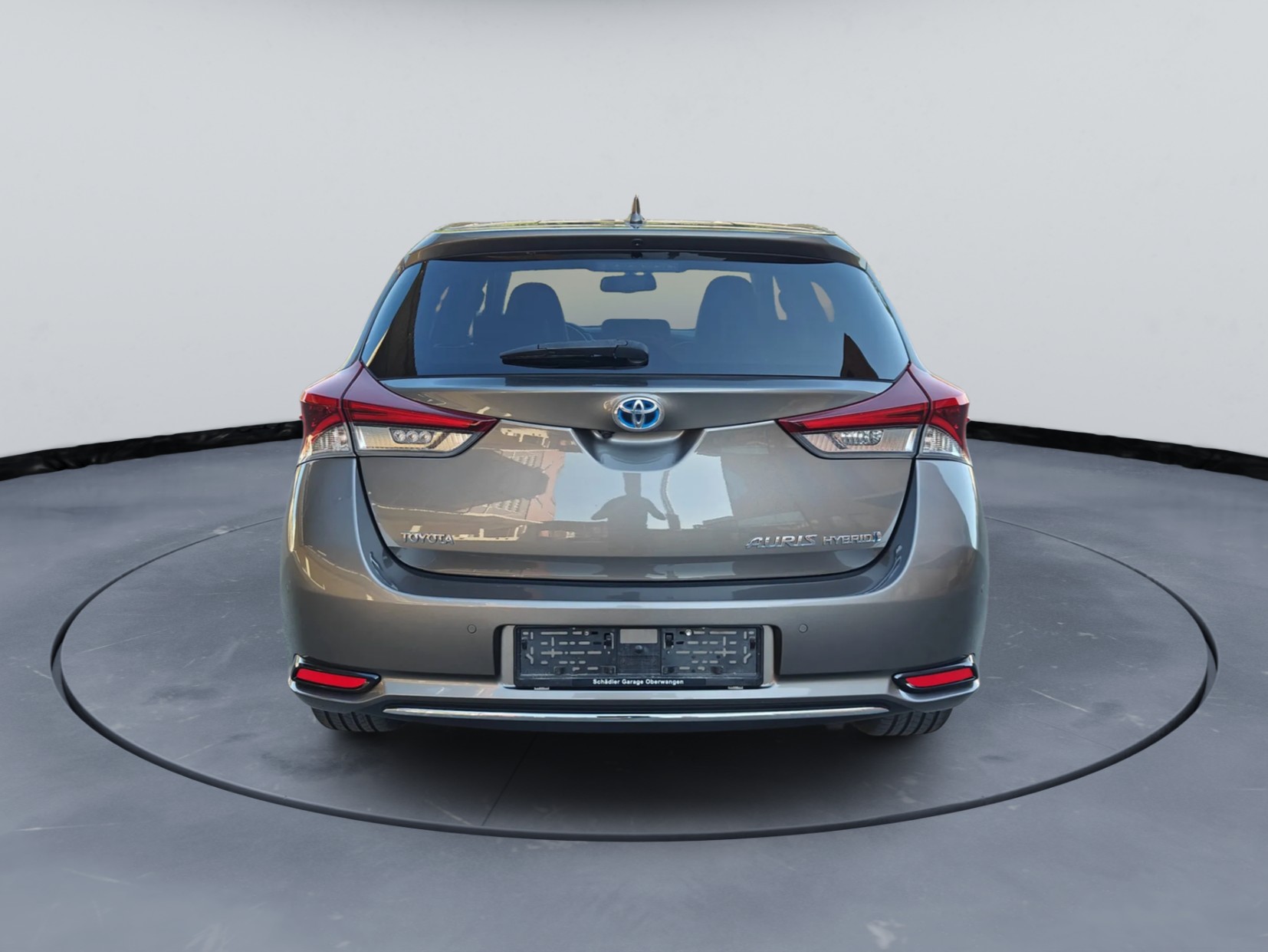 TOYOTA Auris 1.8 HSD Terra e-CVT-image-3