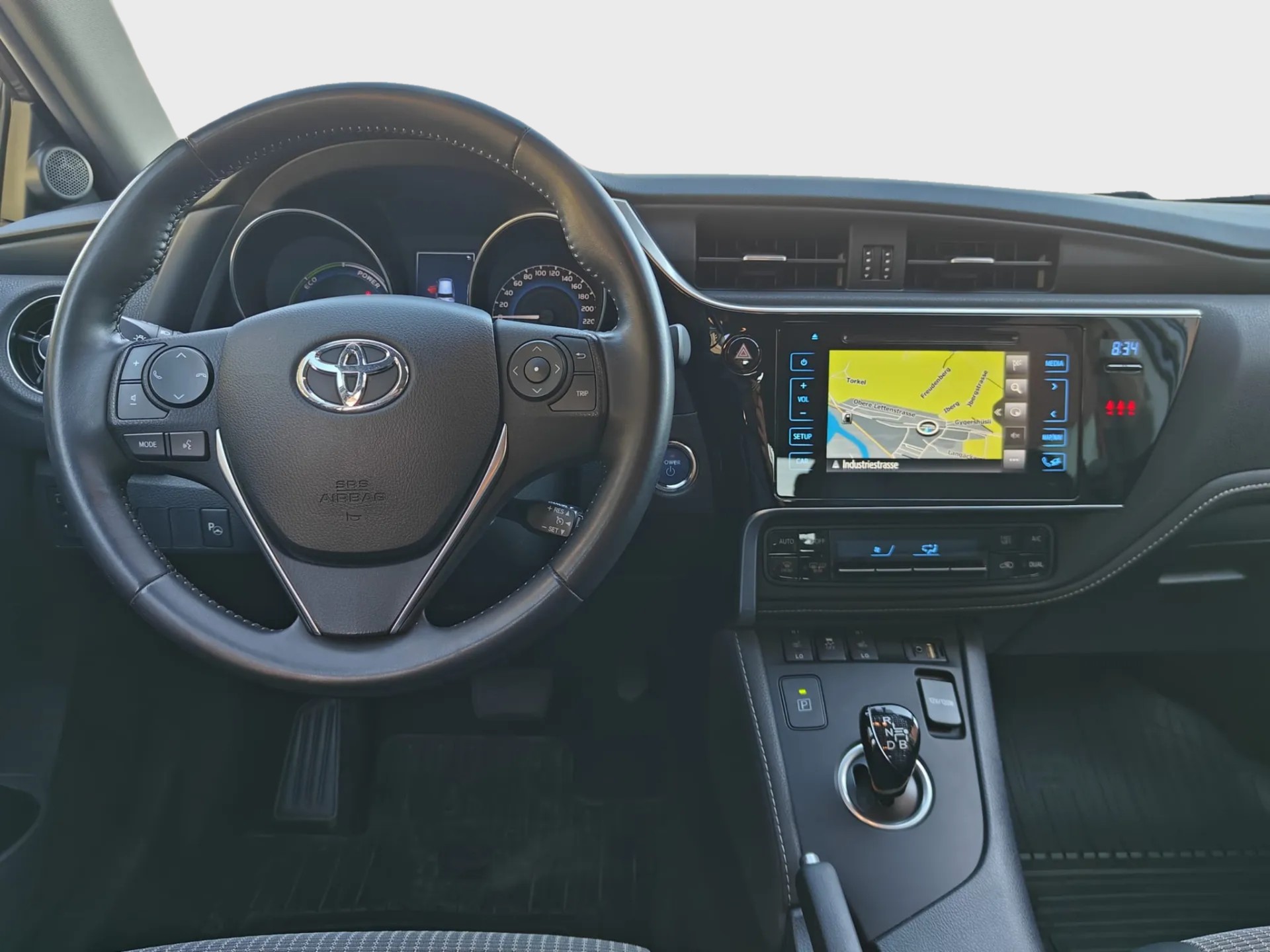 TOYOTA Auris 1.8 HSD Terra e-CVT-image-9
