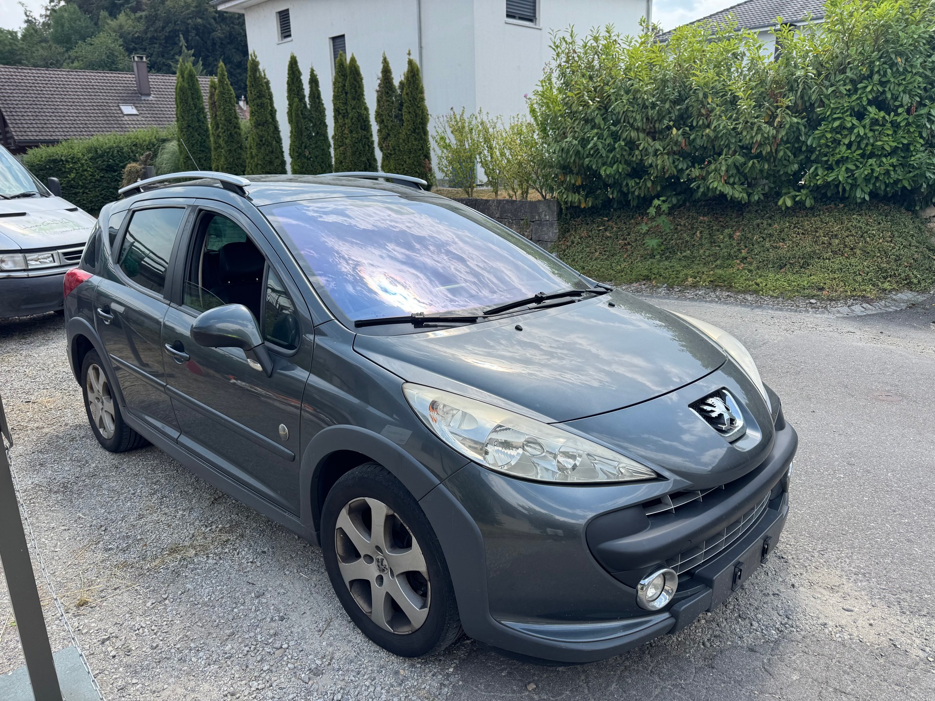 PEUGEOT 207 SW 1.6 16V Outdoor-image-1