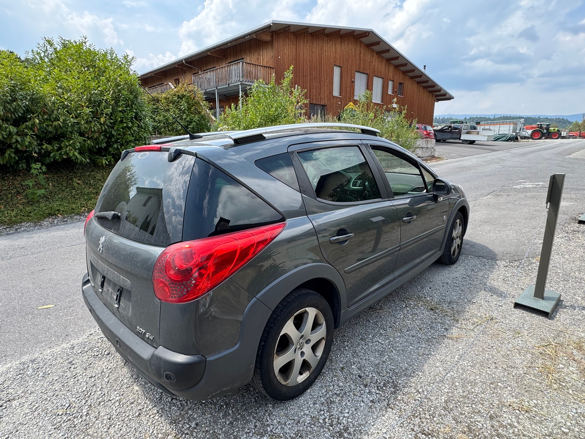 PEUGEOT 207 SW 1.6 16V Outdoor-image-3