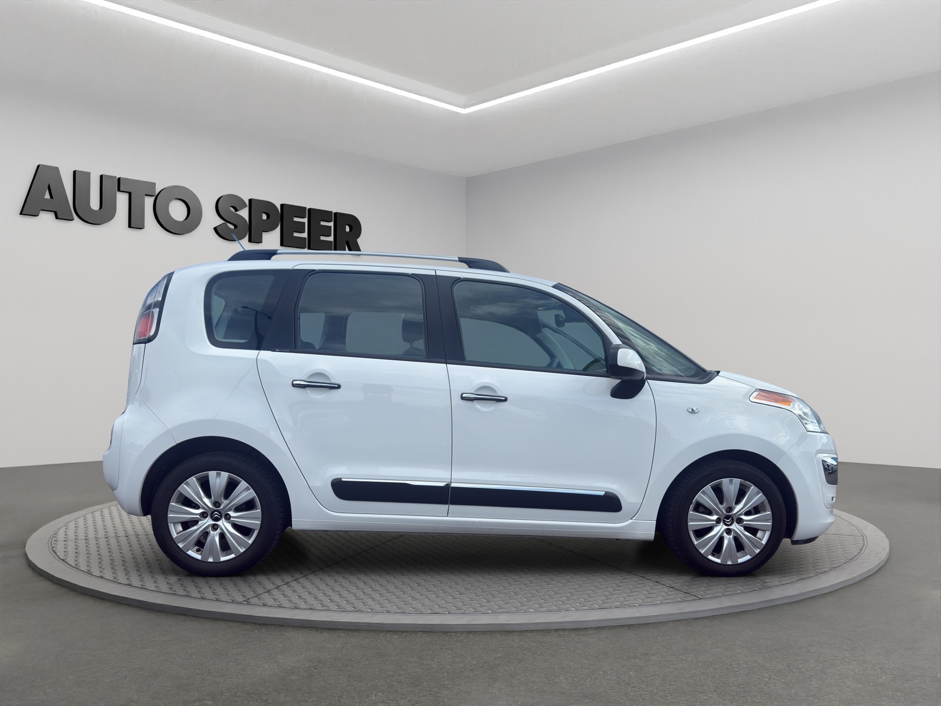 CITROEN C3 Picasso 1.6 VTi Exclusive EGS-image-2