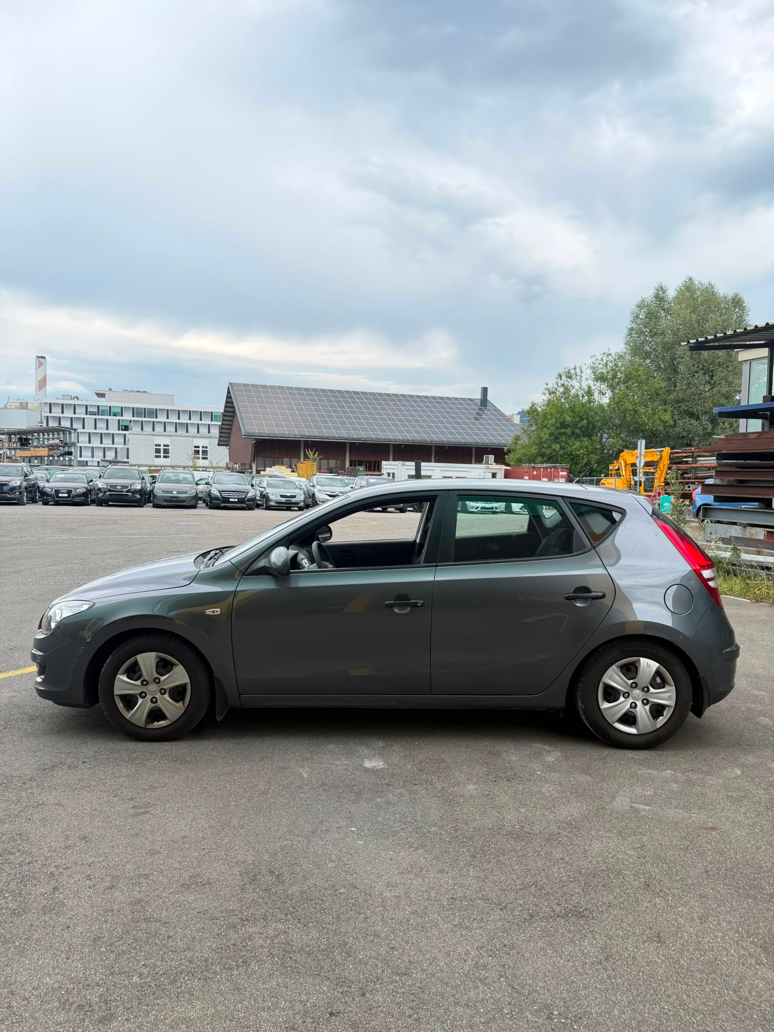 HYUNDAI i30 1.4 Comfort-image-3
