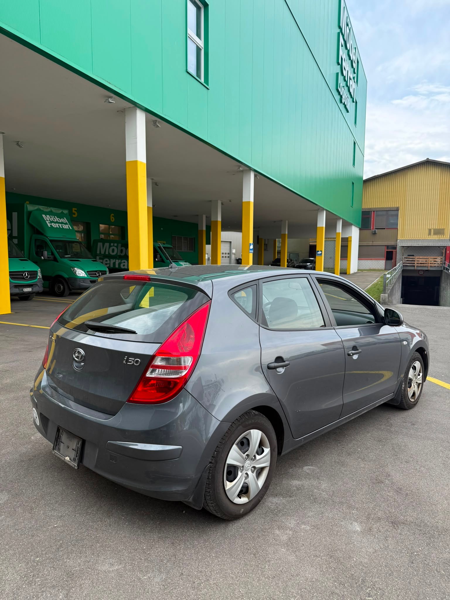 HYUNDAI i30 1.4 Comfort-image-6