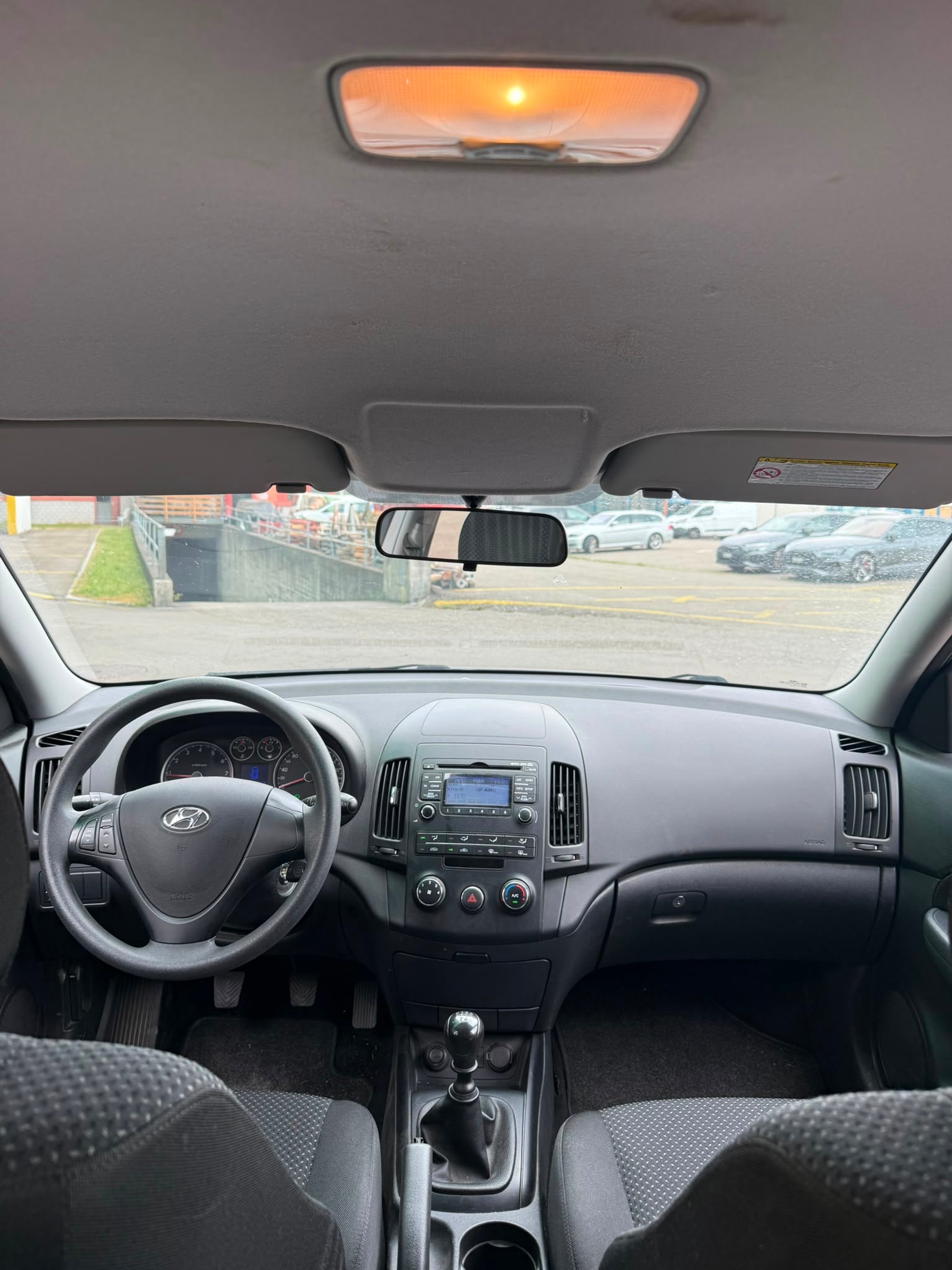 HYUNDAI i30 1.4 Comfort-image-10