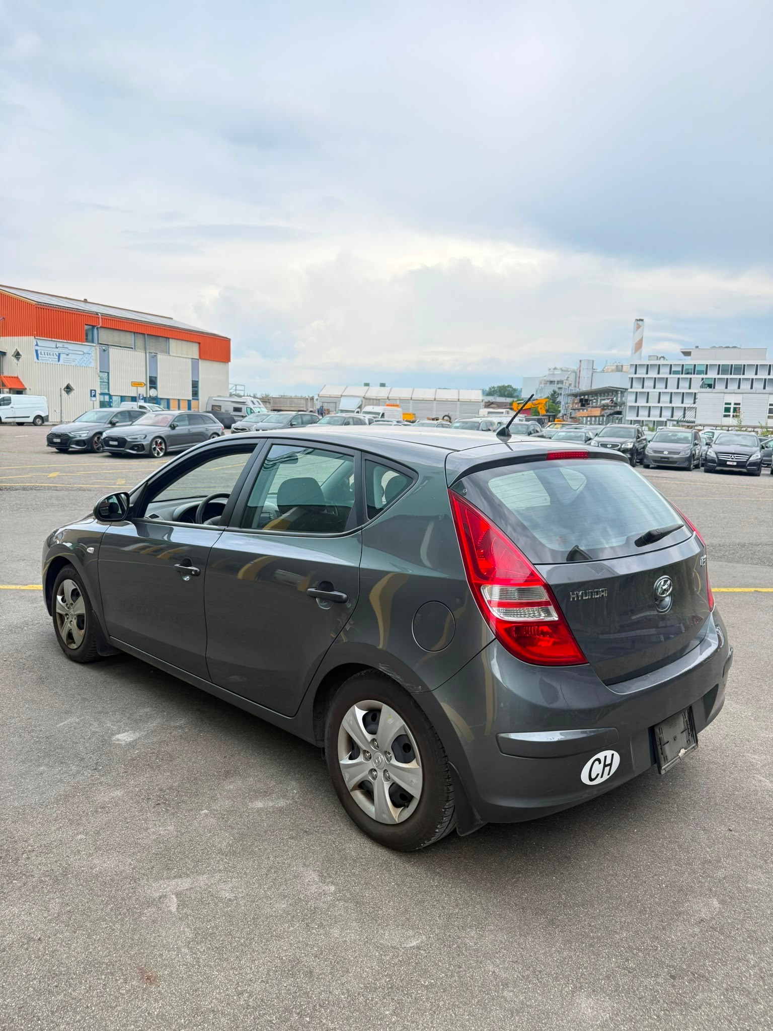 HYUNDAI i30 1.4 Comfort-image-4