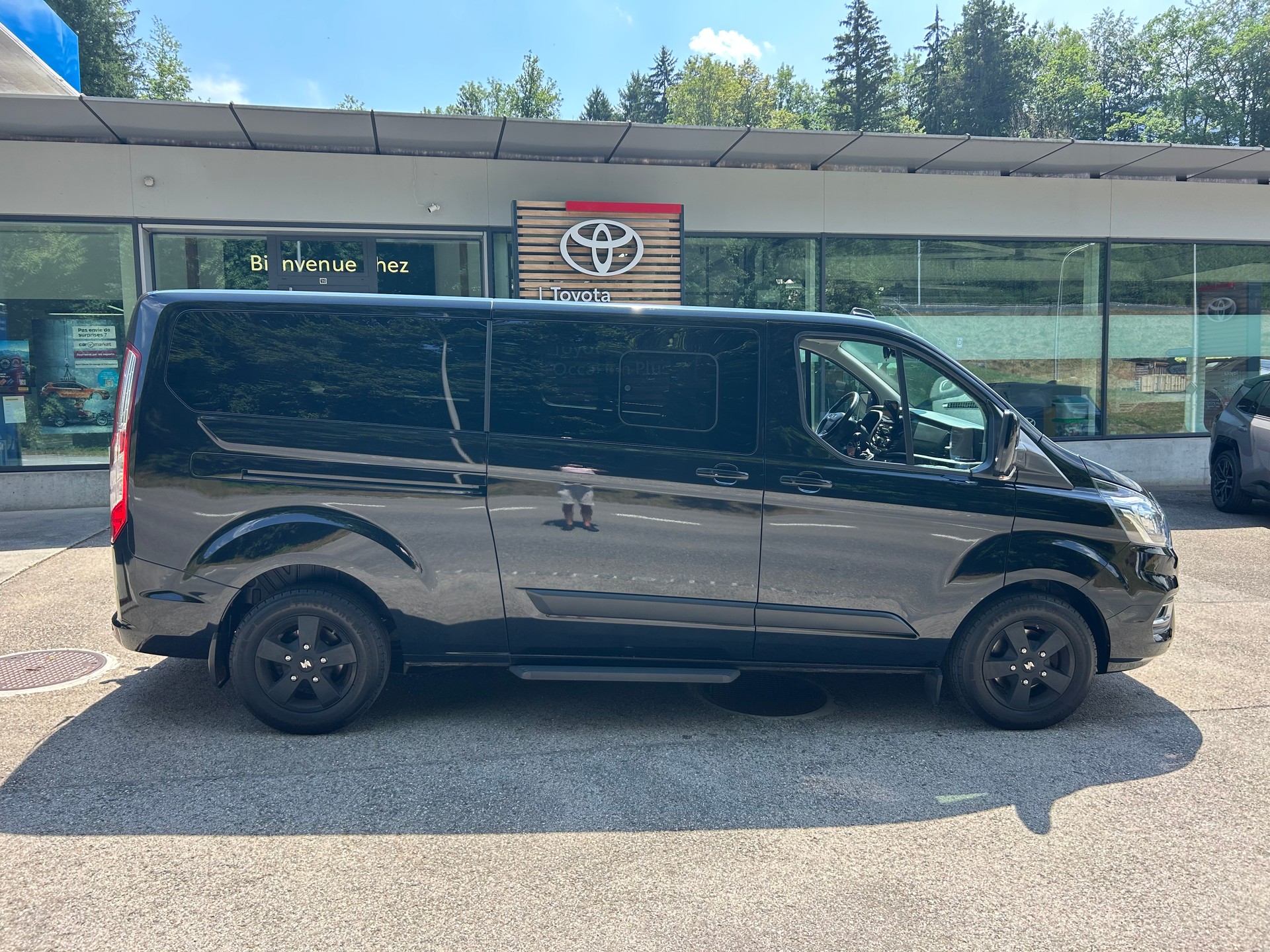 FORD Tourneo Custom 320 L2H1 Shuttle Trend-image-4