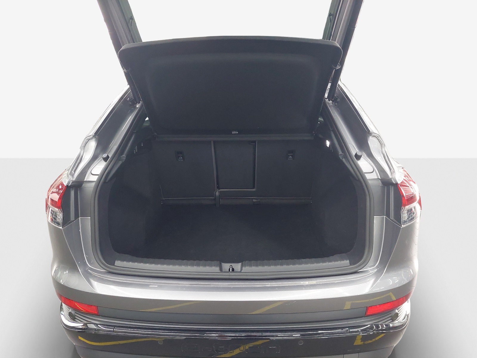 AUDI Q4 Sportback e-tron 50 quattro-image-12