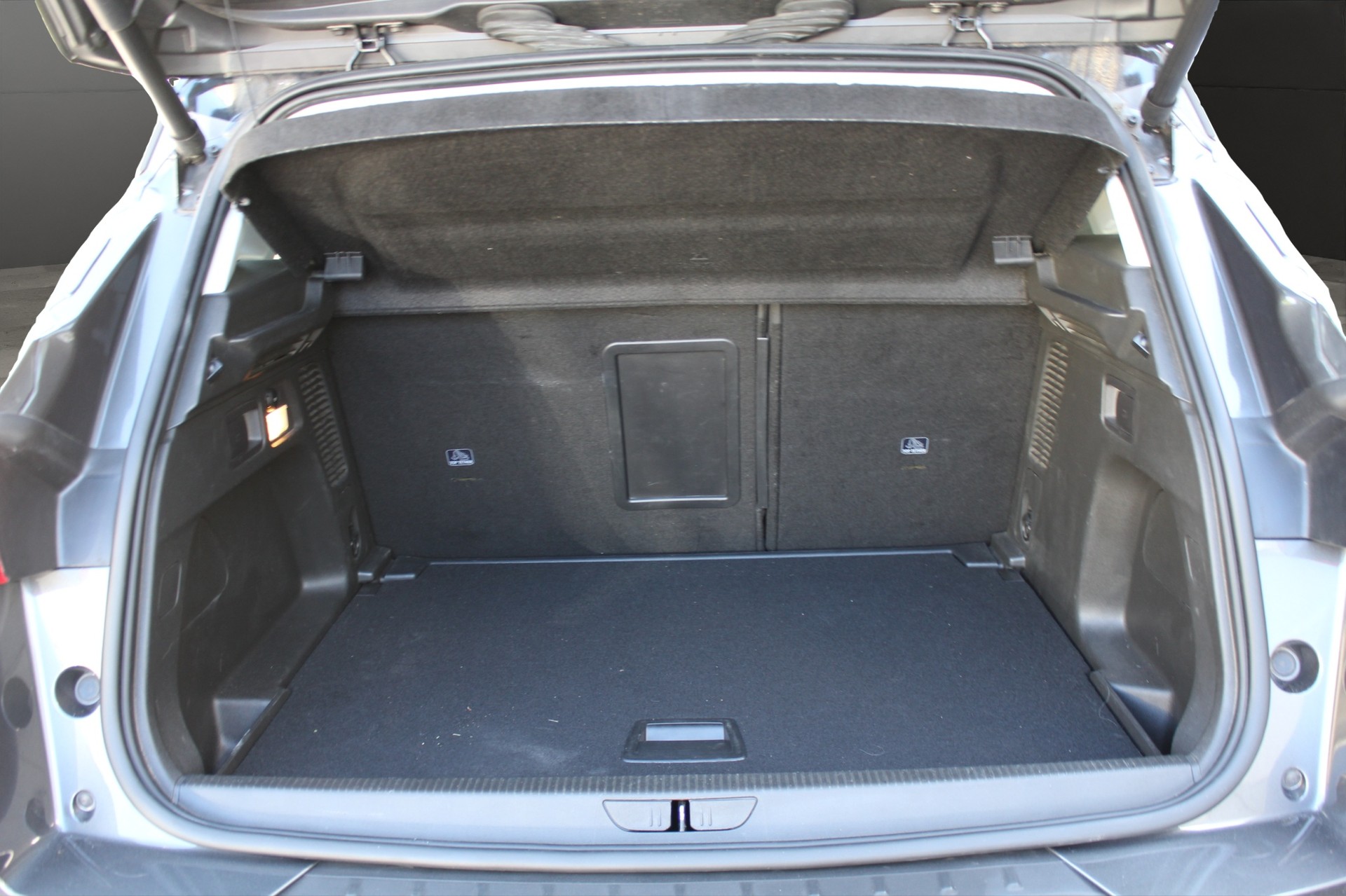 OPEL Grandland X 2.0 CDTi Ultimate-image-10