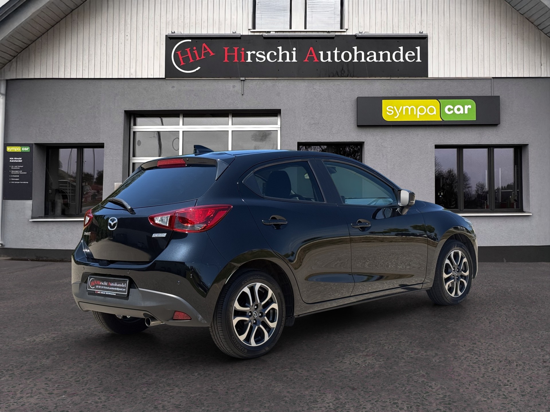 MAZDA 2 SKYACTIV-G 115 Revolution-image-7