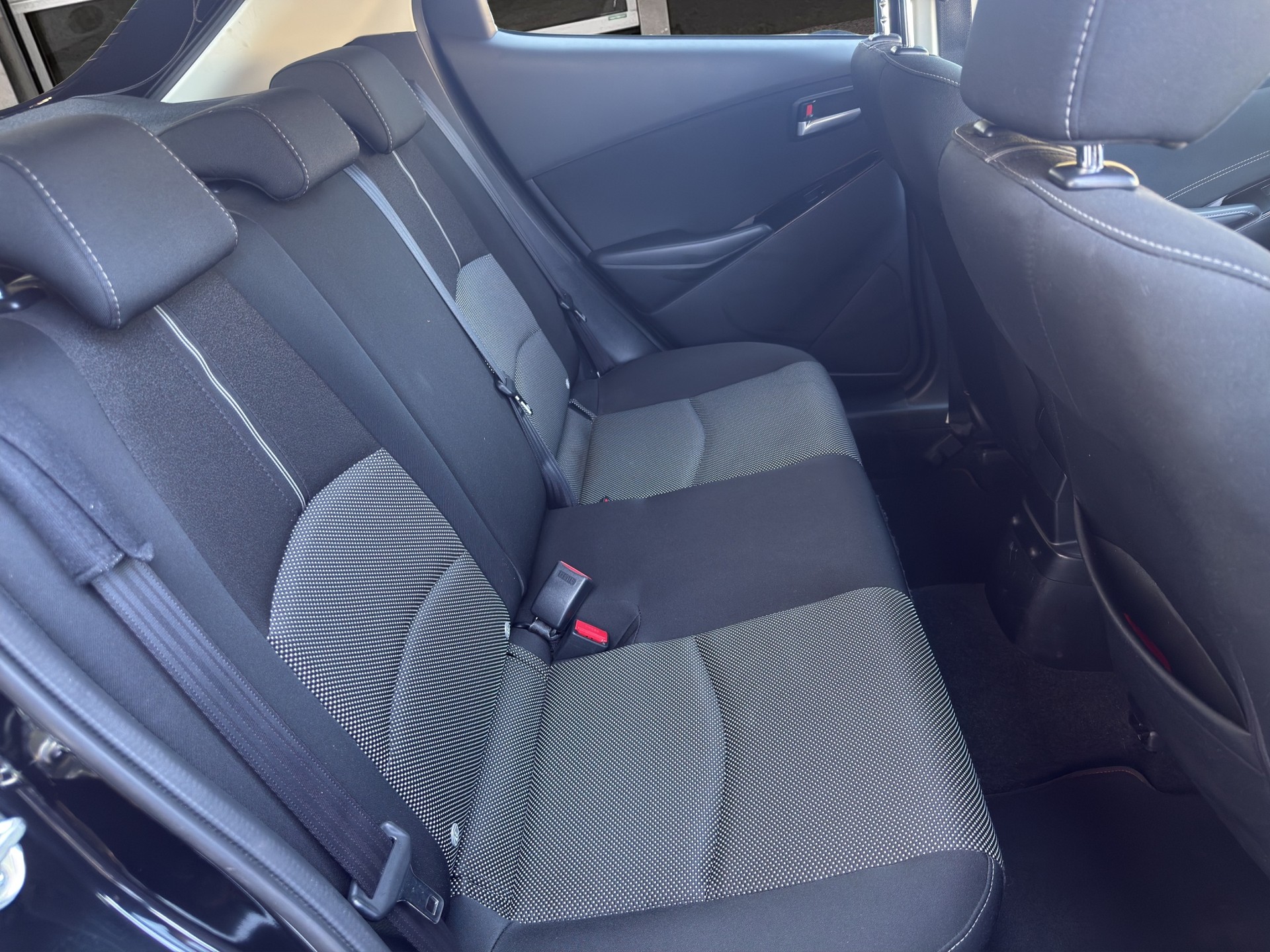 MAZDA 2 SKYACTIV-G 115 Revolution-image-18