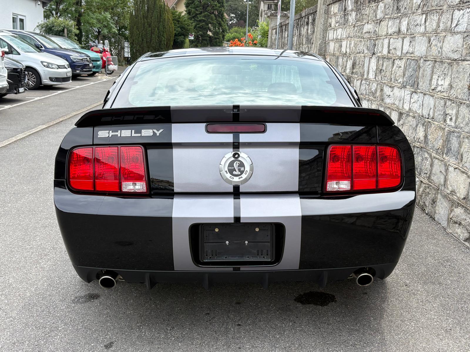 FORD MUSTANG SHELBY GT500-showroom-element-3