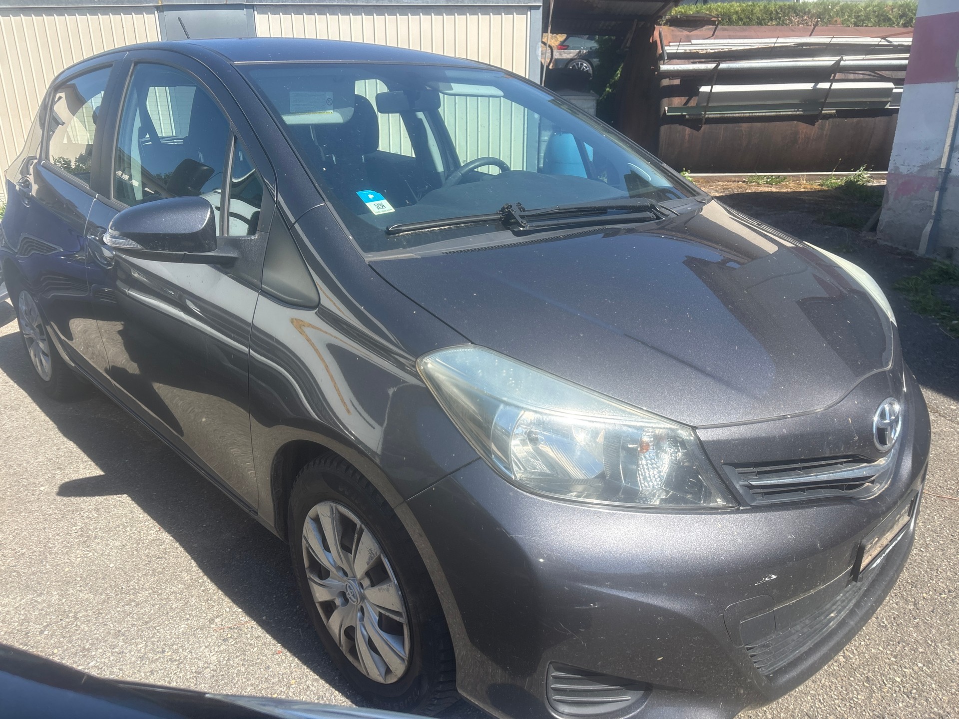 TOYOTA Yaris 1.33 Sol-image-4