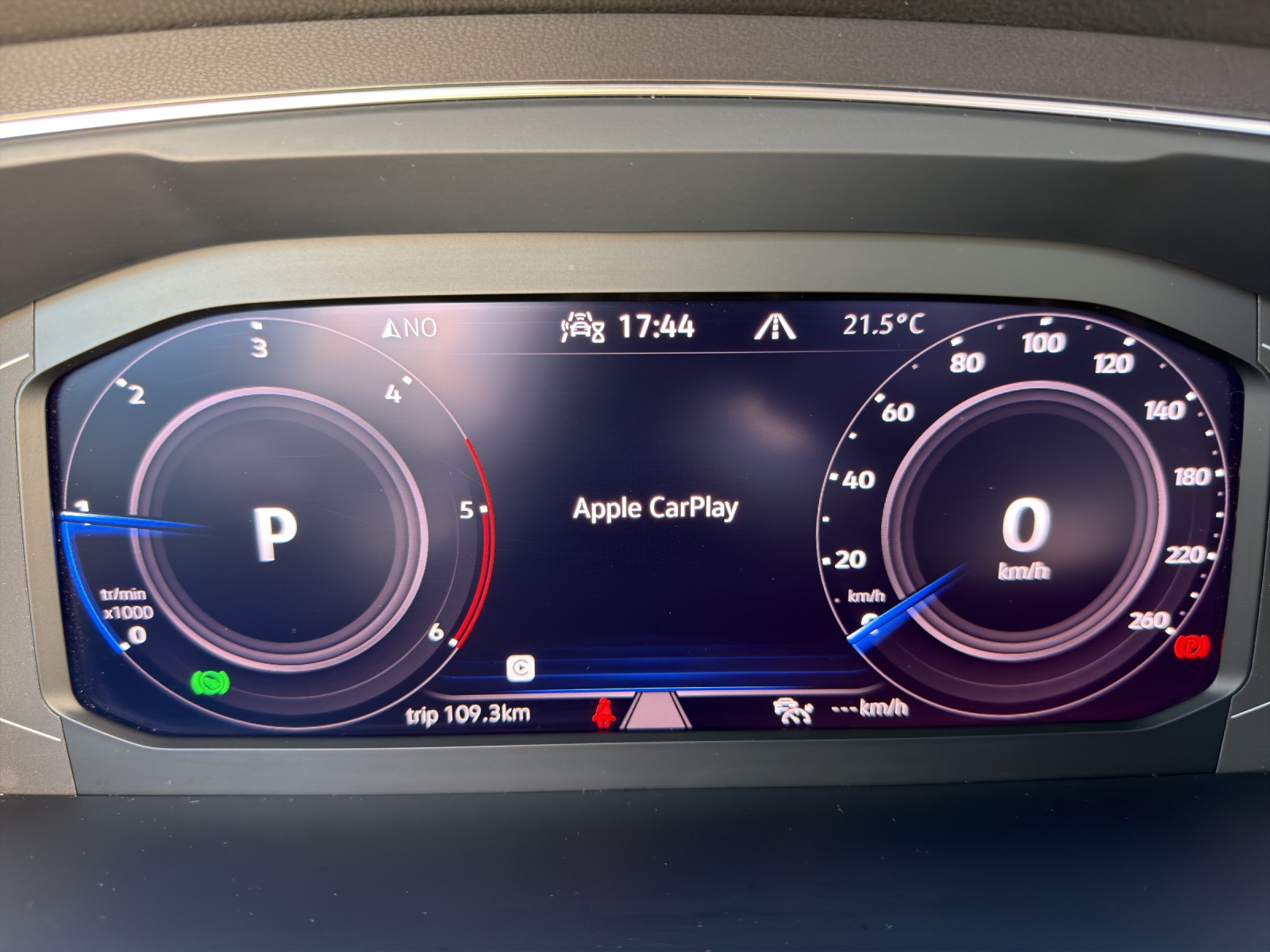 VW Tiguan Allspace 2.0 TDI SCR Highline 4MotionDSG-image-14