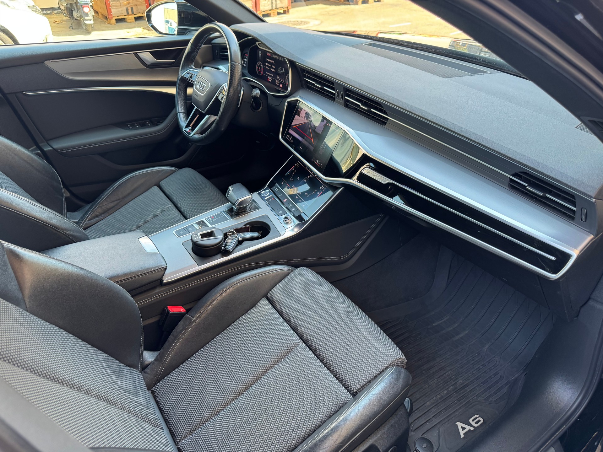 AUDI A6 Avant 40 TDI Sport quattro S-tronic-image-8