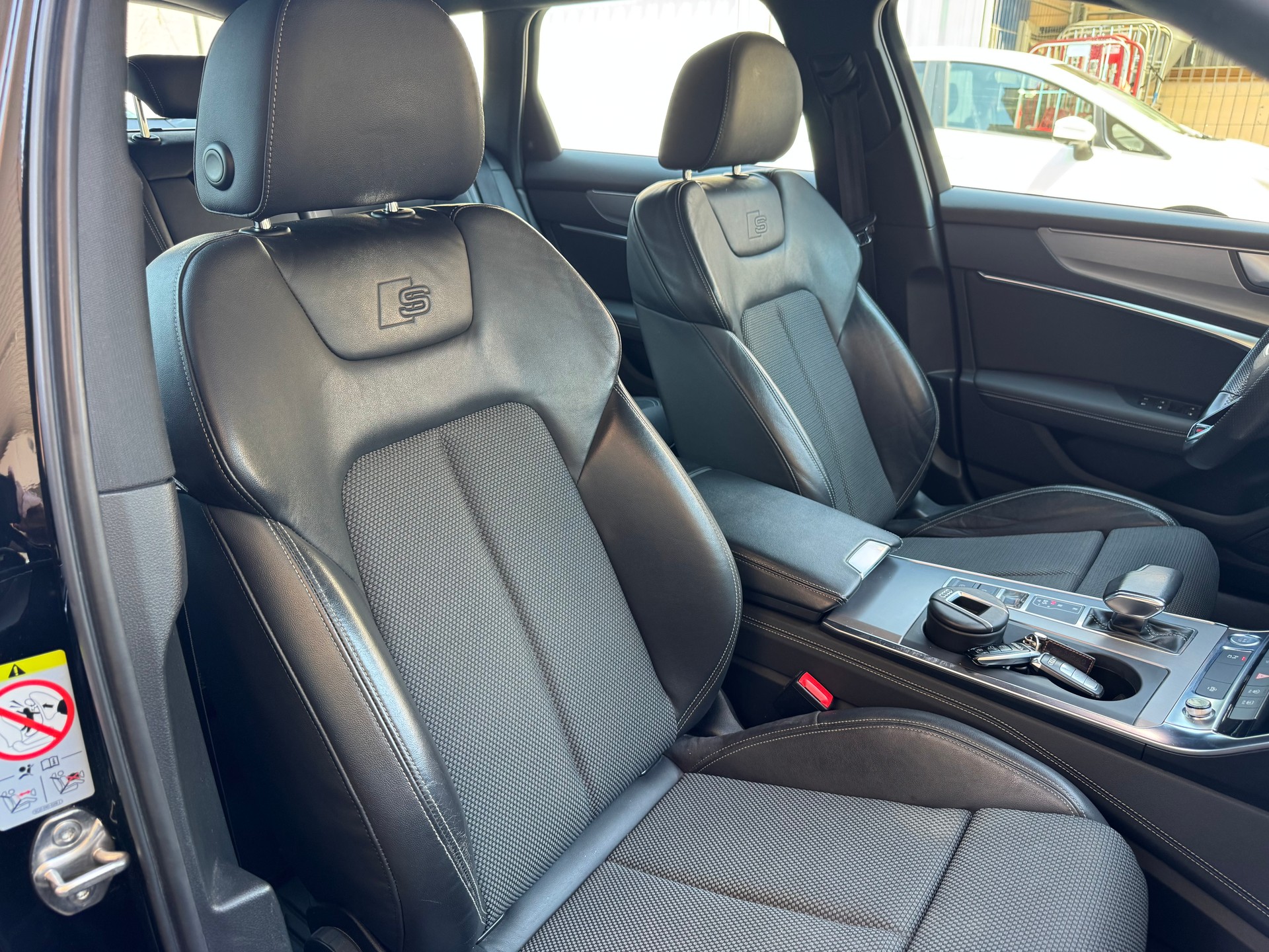 AUDI A6 Avant 40 TDI Sport quattro S-tronic-image-9